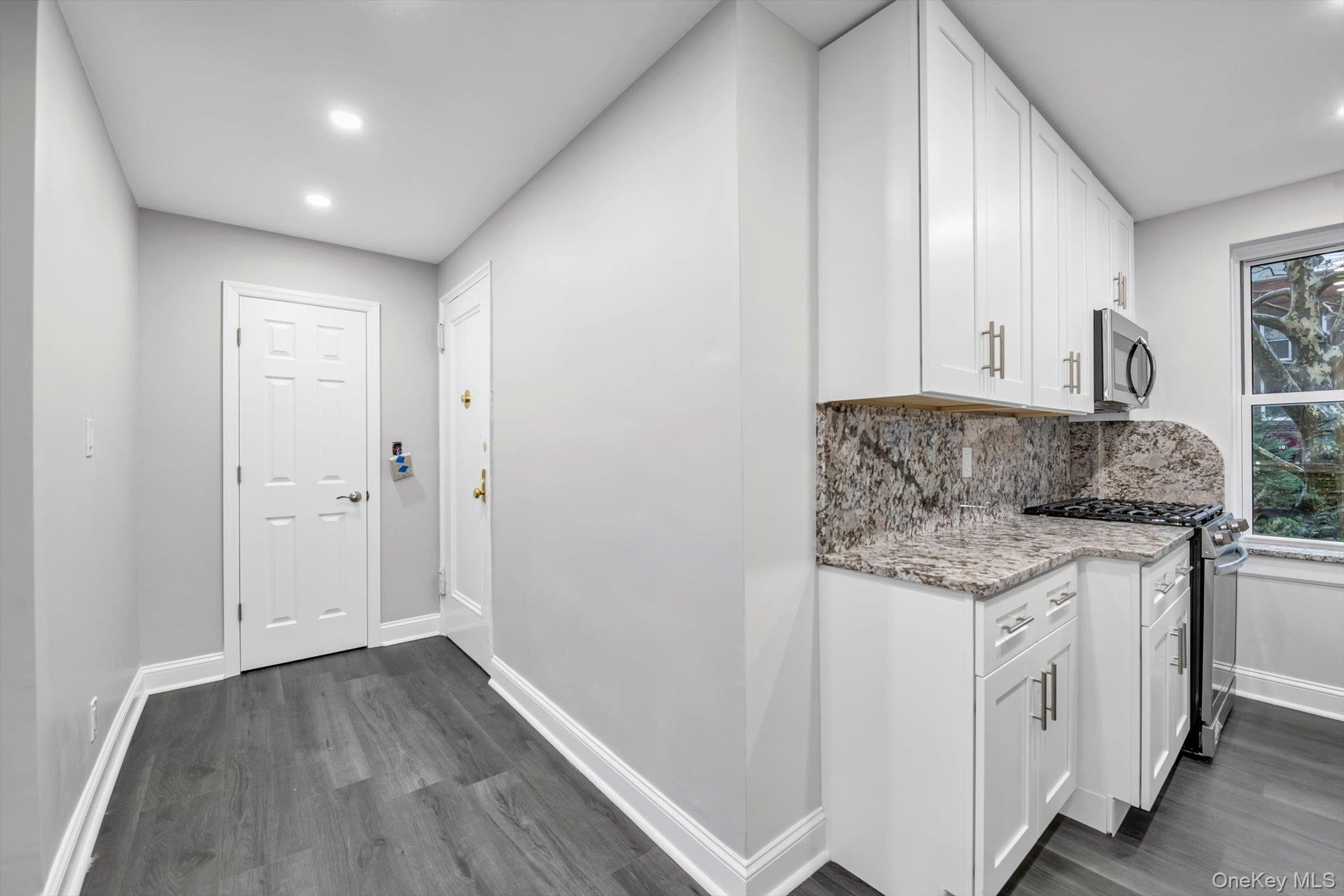 79-06 Main Street 2-J Flushing Flushing, NY 11367