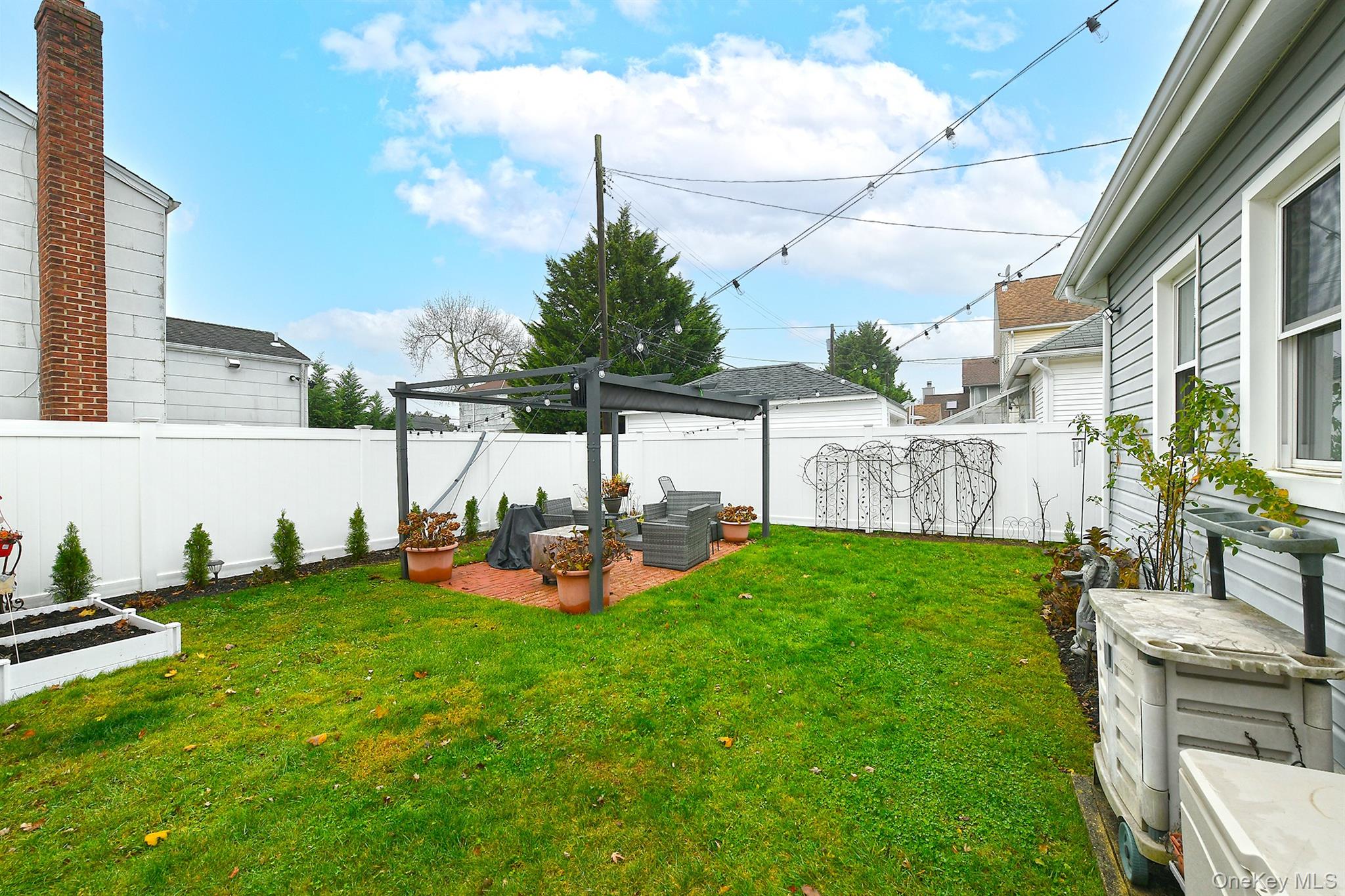 2704 Beach Drive Merrick Merrick, NY 11566