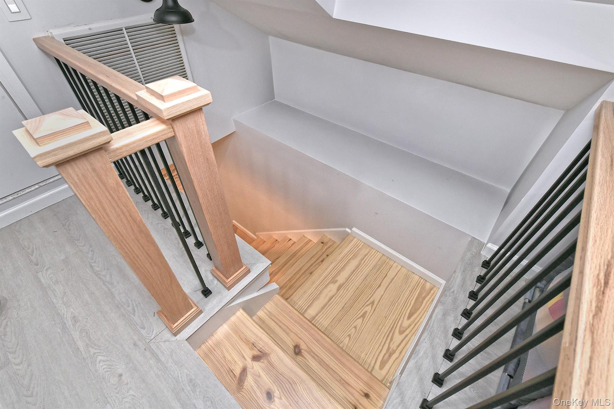 2704 Beach Drive Merrick Merrick, NY 11566