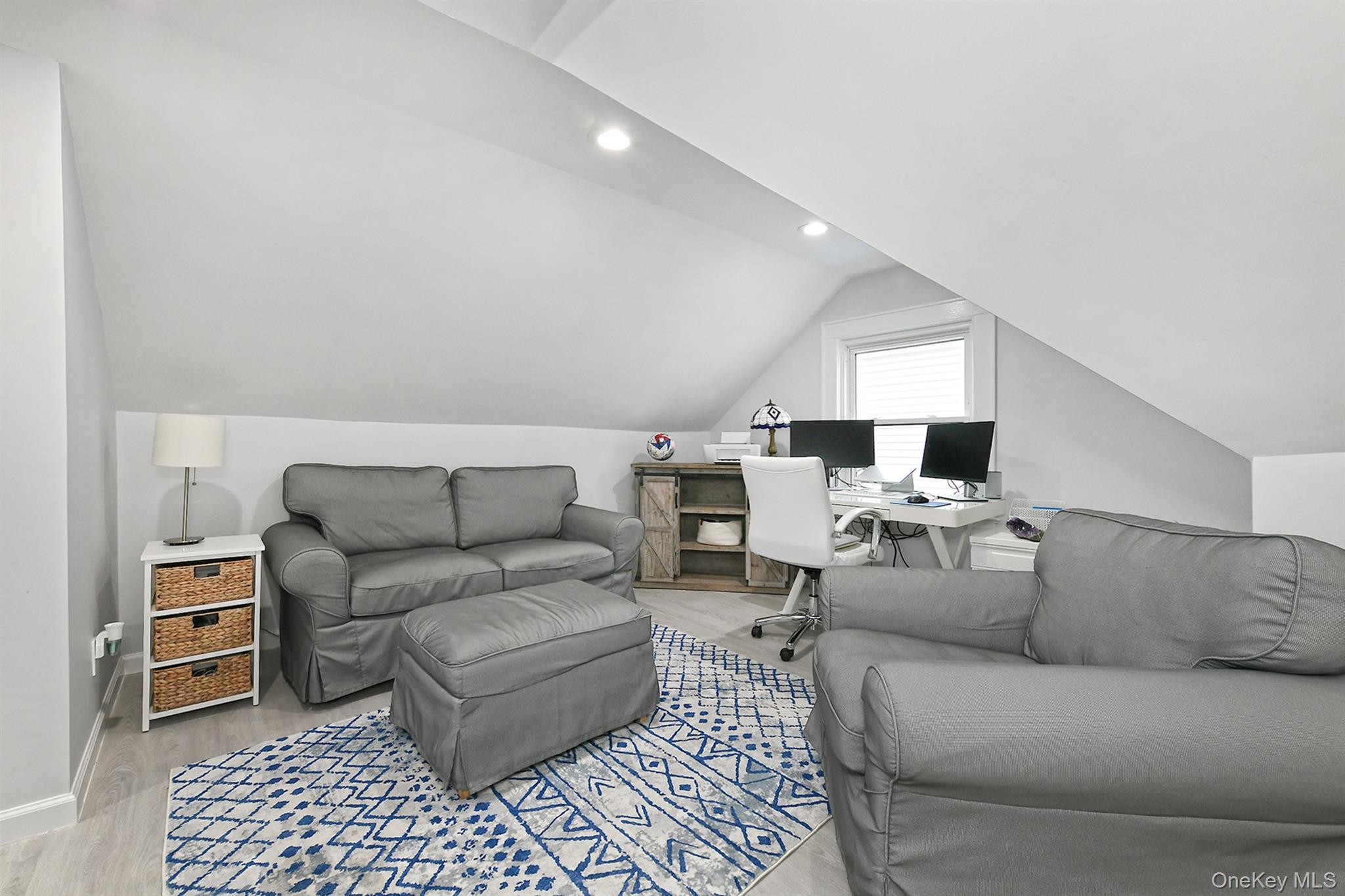 2704 Beach Drive Merrick Merrick, NY 11566