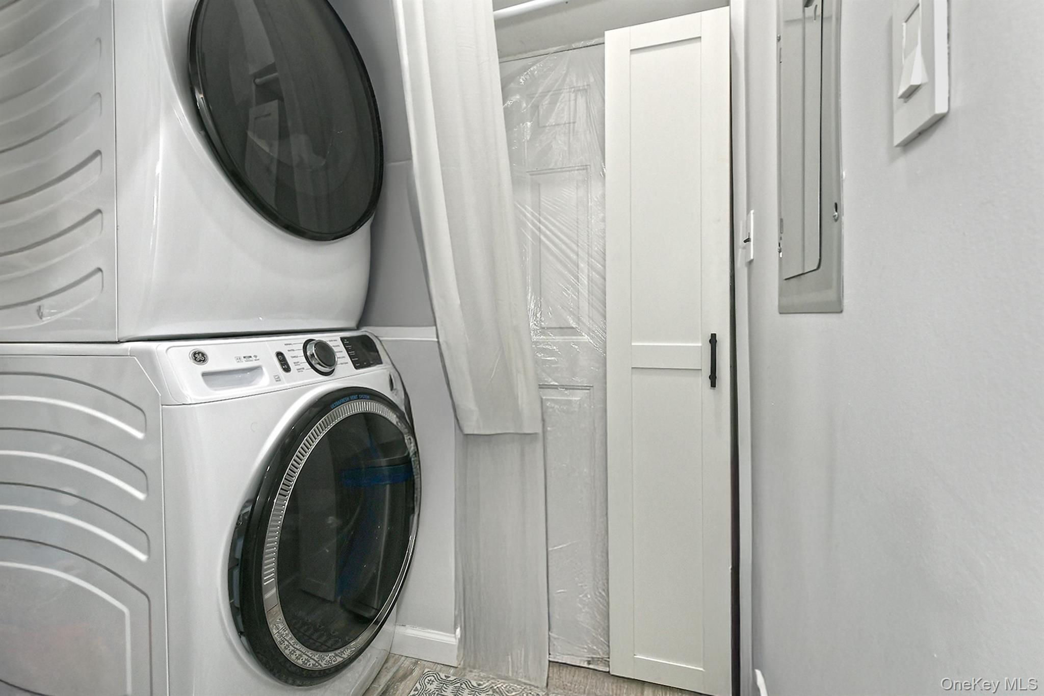 2704 Beach Drive Merrick Merrick, NY 11566