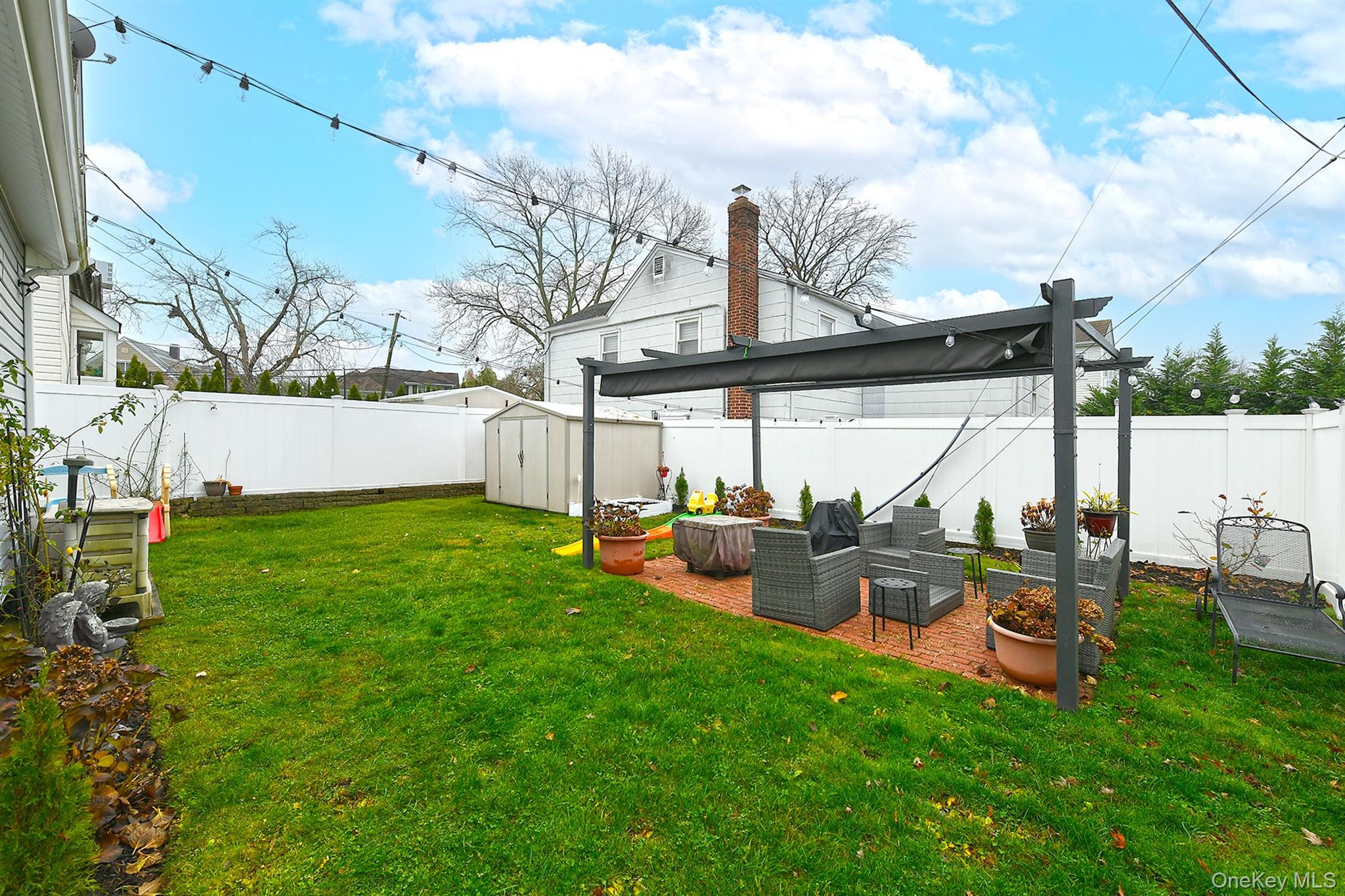 2704 Beach Drive Merrick Merrick, NY 11566