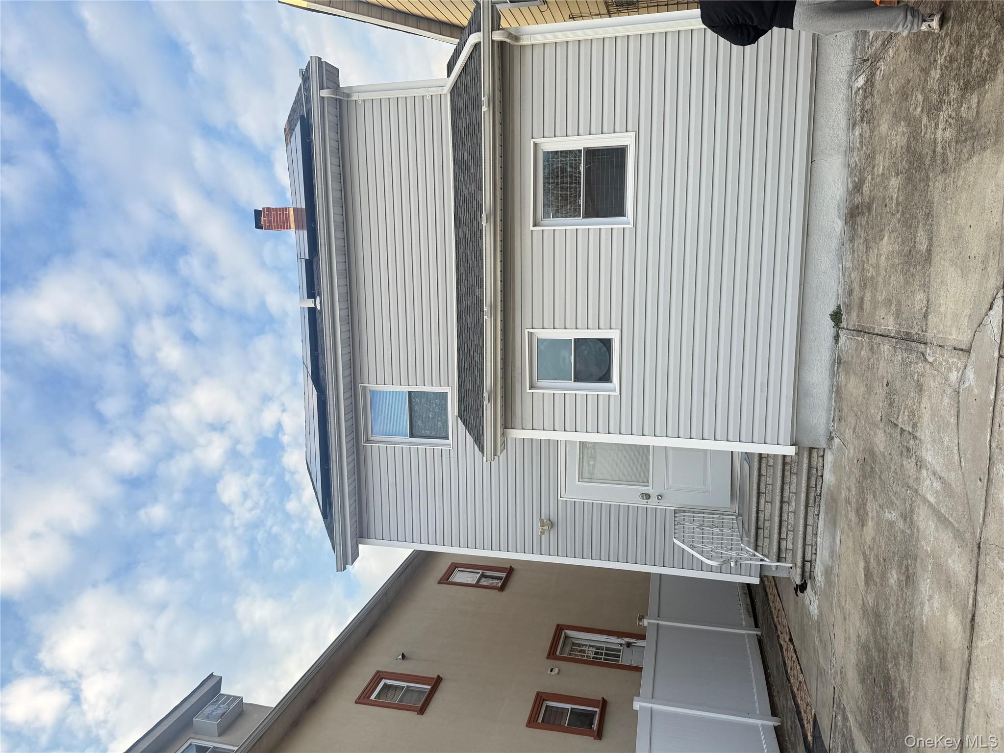 19456 114th Road Saint Albans Saint Albans, NY 11412