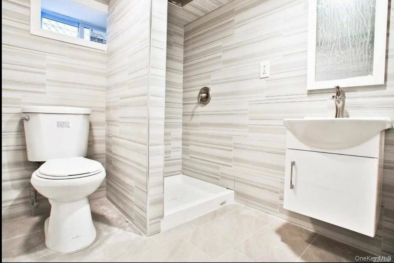 19456 114th Road Saint Albans Saint Albans, NY 11412