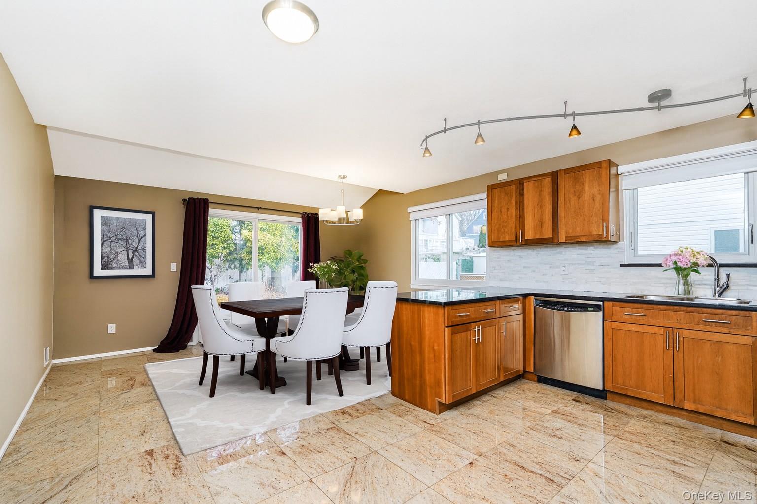 111 Elmbank Street Out of NYC Staten Island, NY 10312