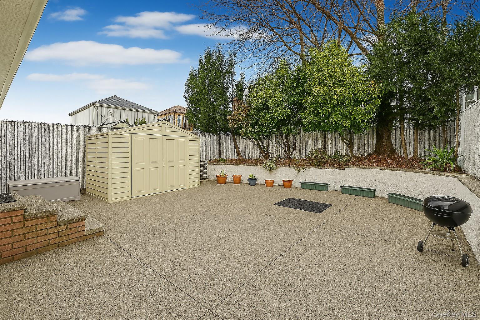 111 Elmbank Street Out of NYC Staten Island, NY 10312