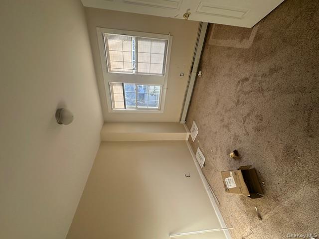 147 Pauls Path Coram Coram, NY 11727