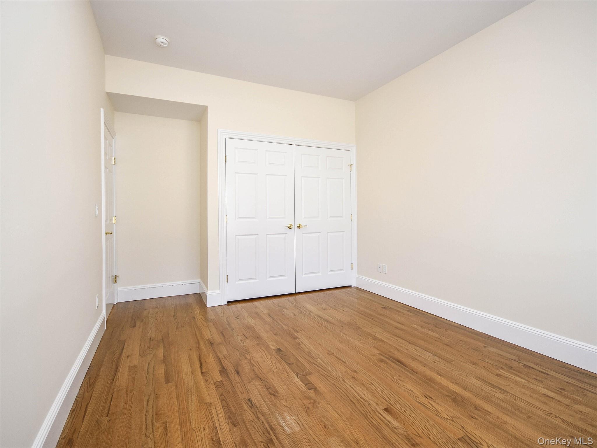 24B Sintsink Dr W Port Washington Port Washington, NY 11050