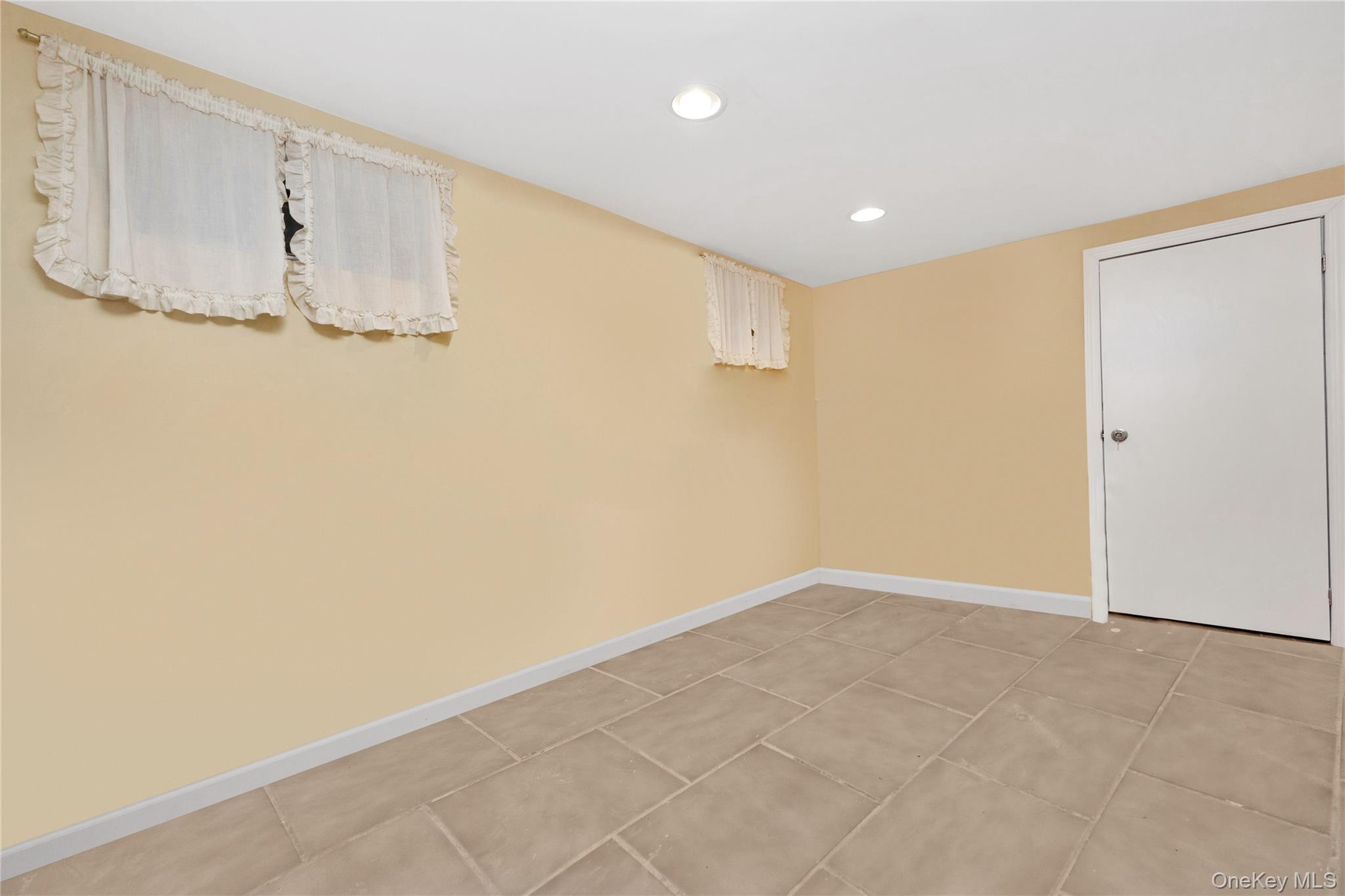 6451 59th Avenue Maspeth Maspeth, NY 11378