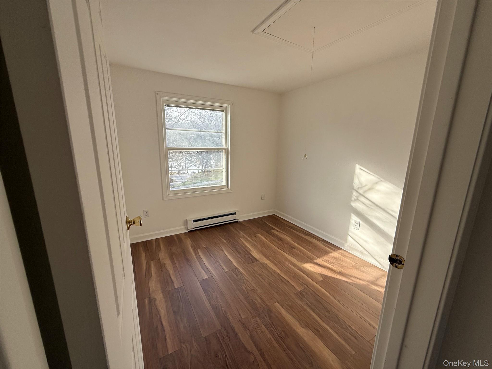 81 Gerald Drive Out of NYC Poughkeepsie, NY 12601