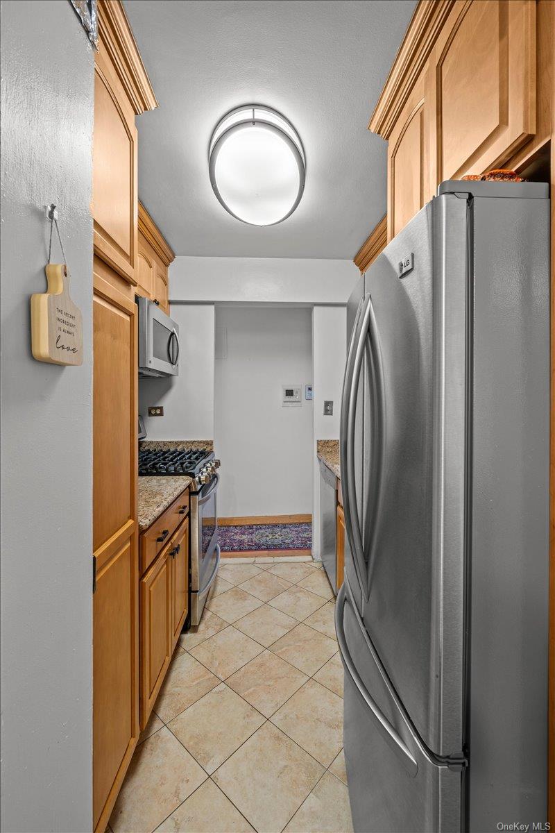 3030 Johnson Avenue 4-K Bronx, NY 10463