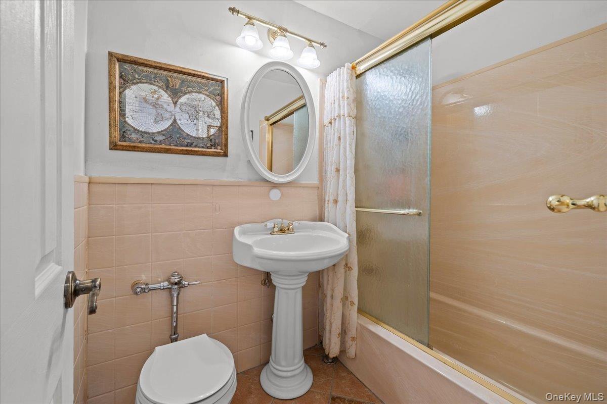 3030 Johnson Avenue 4-K Bronx, NY 10463