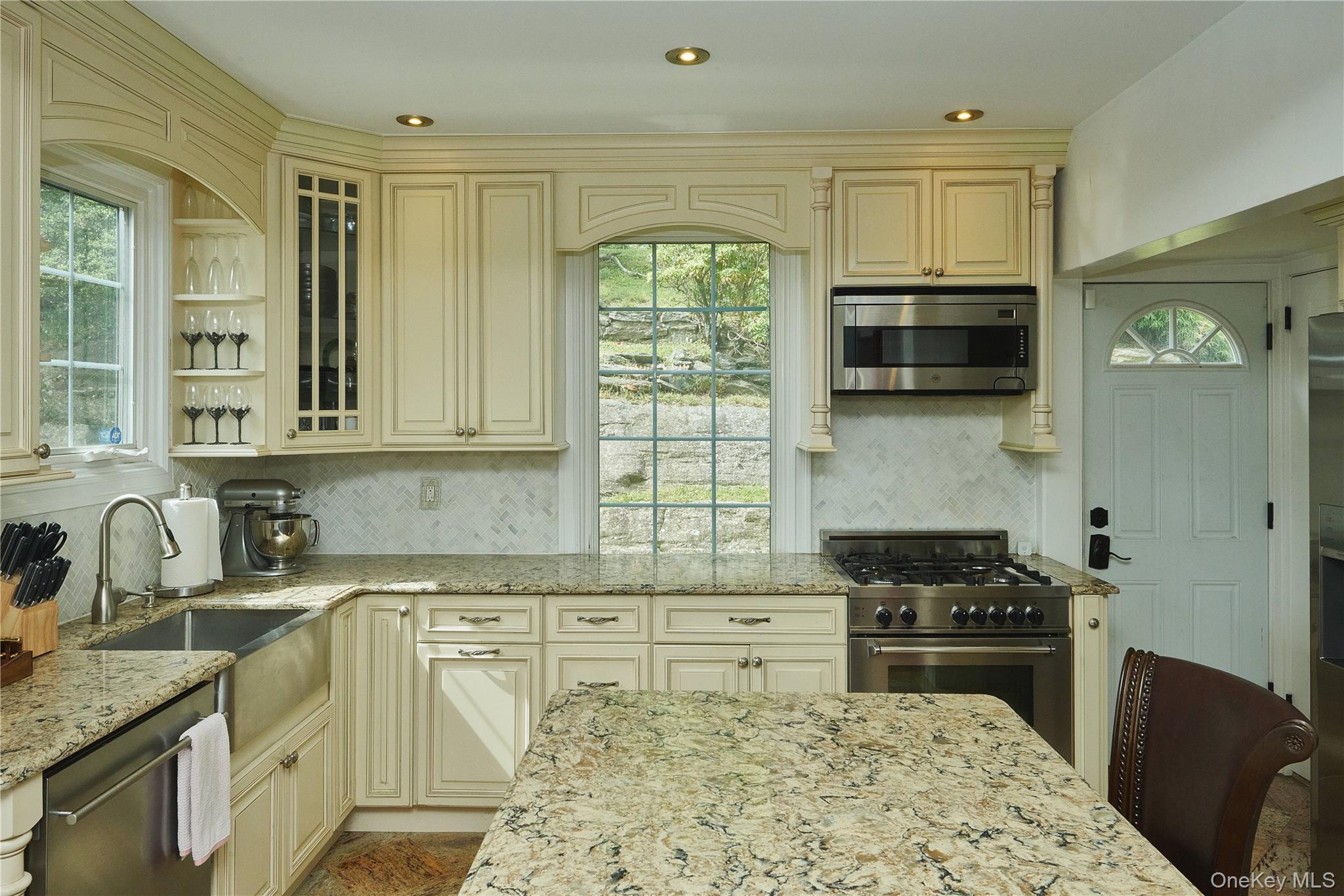 7 Avondale Road Yonkers Yonkers, NY 10710