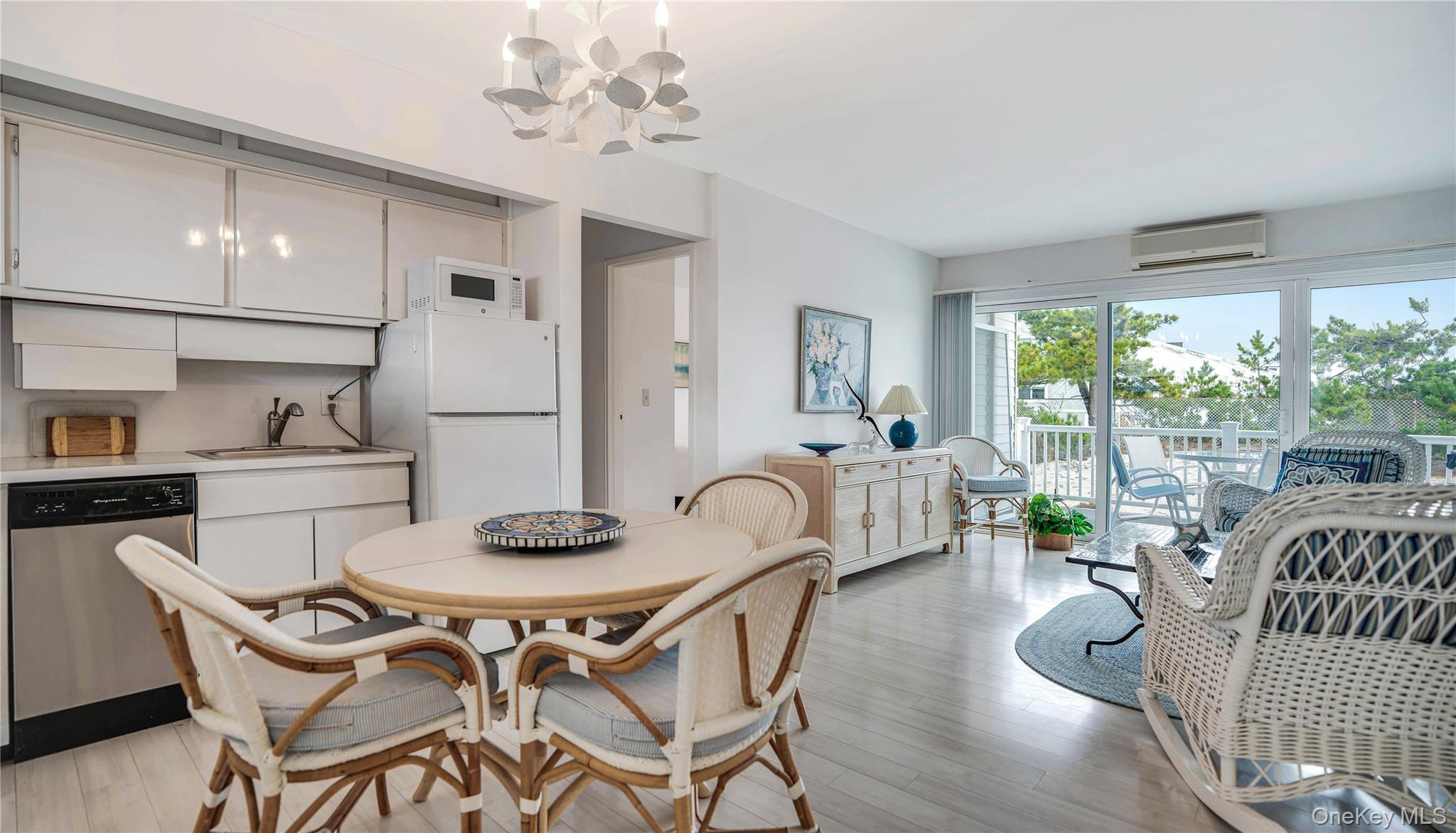 281 Dune Road 2-A Westhampton Beach Westhampton Beach, NY 11978