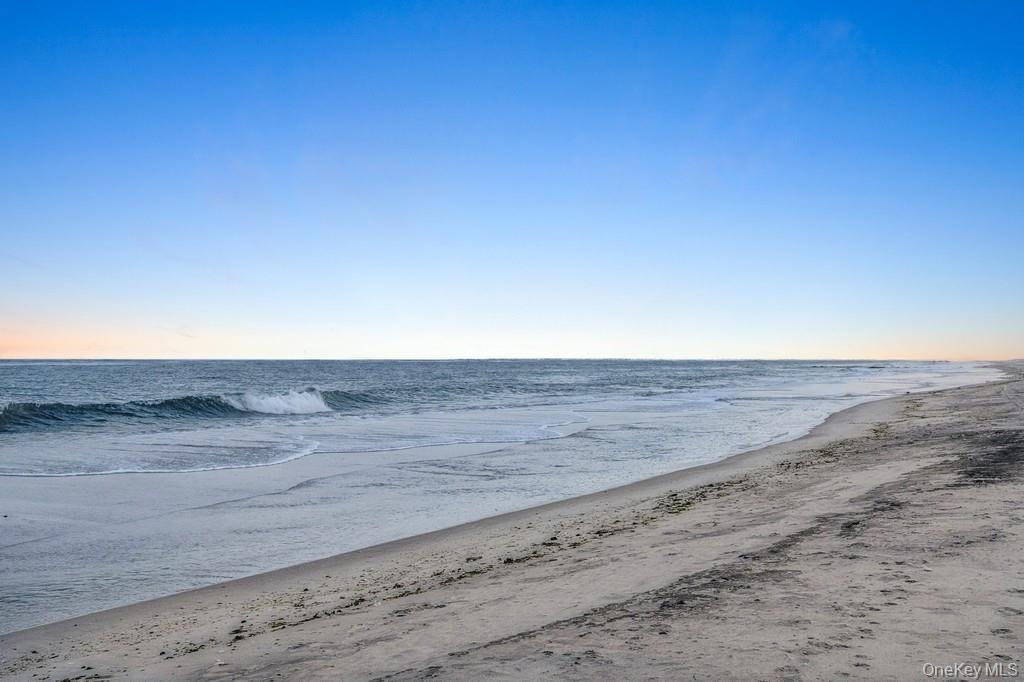 281 Dune Road 2-A Westhampton Beach Westhampton Beach, NY 11978