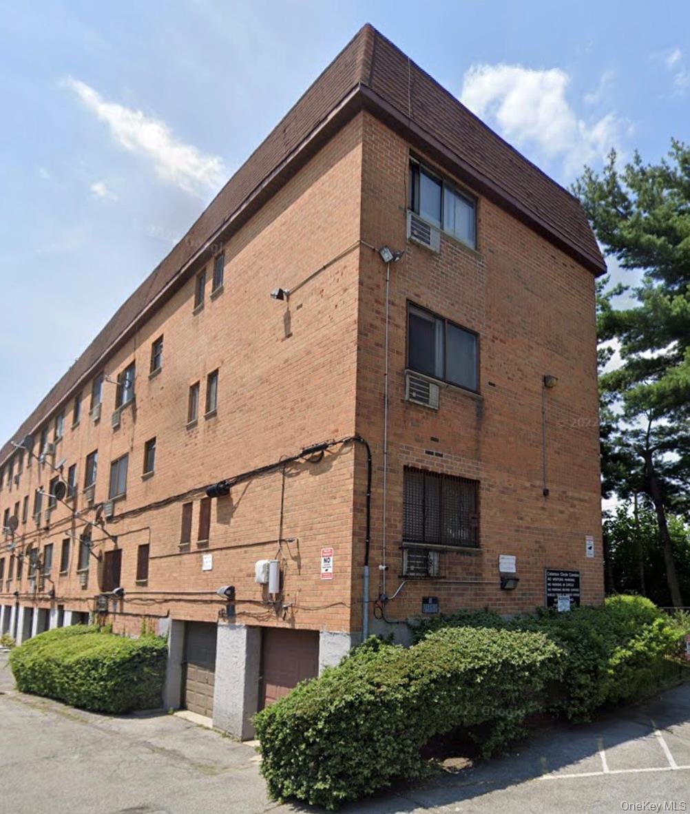 7449 Calamus Avenue 51 Elmhurst Elmhurst, NY 11373