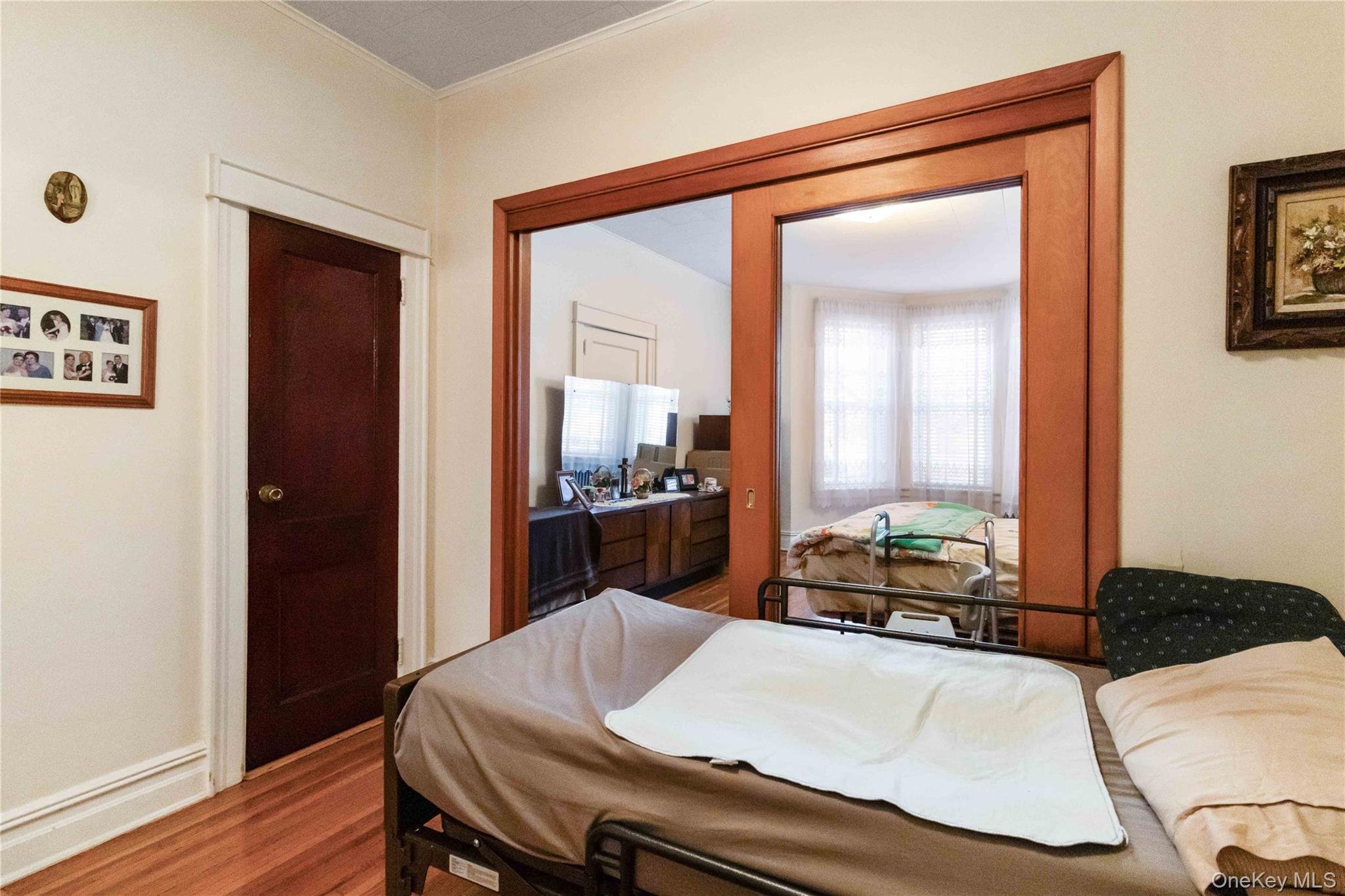 6138 Linden Street Ridgewood Ridgewood, NY 11385