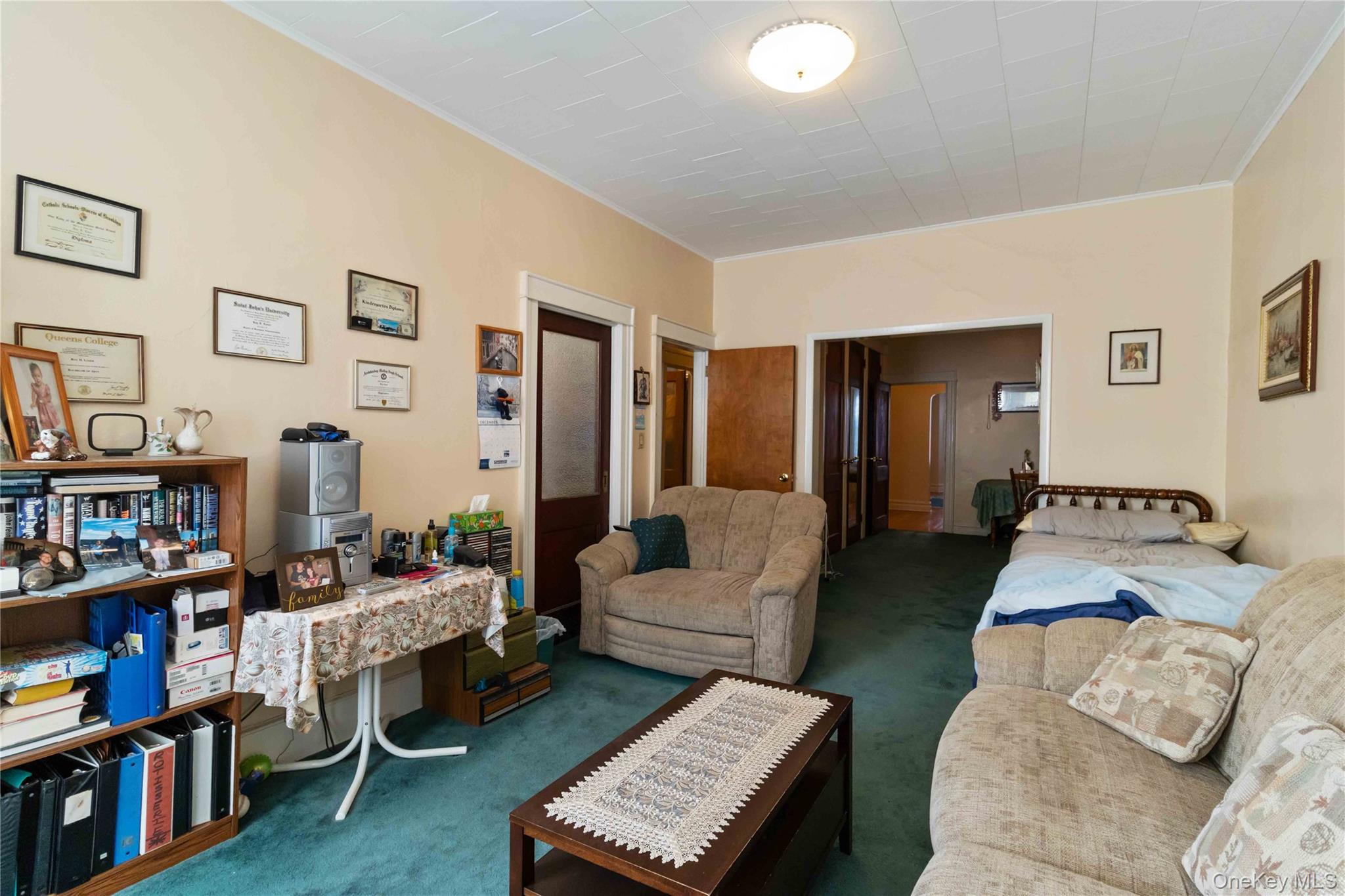 6138 Linden Street Ridgewood Ridgewood, NY 11385