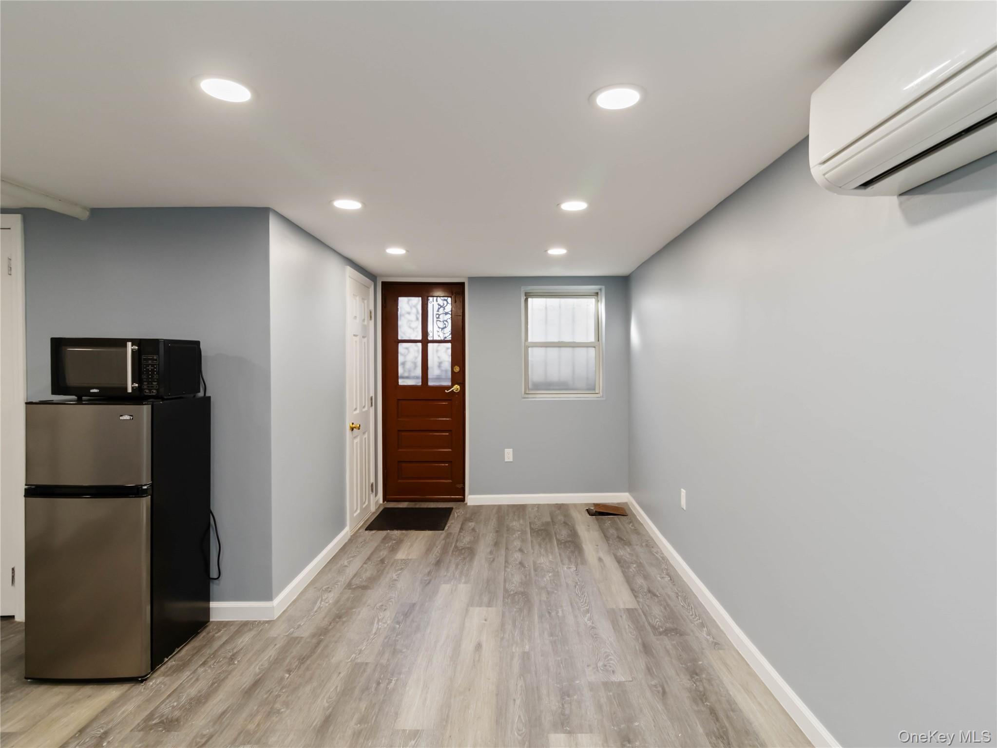 6286 Dry Harbor Road Middle Village Middle Village, NY 11379