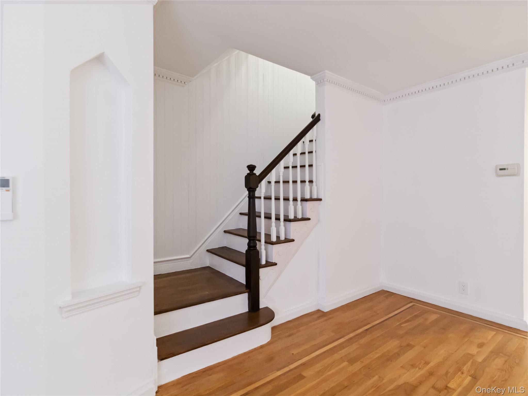 6286 Dry Harbor Road Middle Village Middle Village, NY 11379