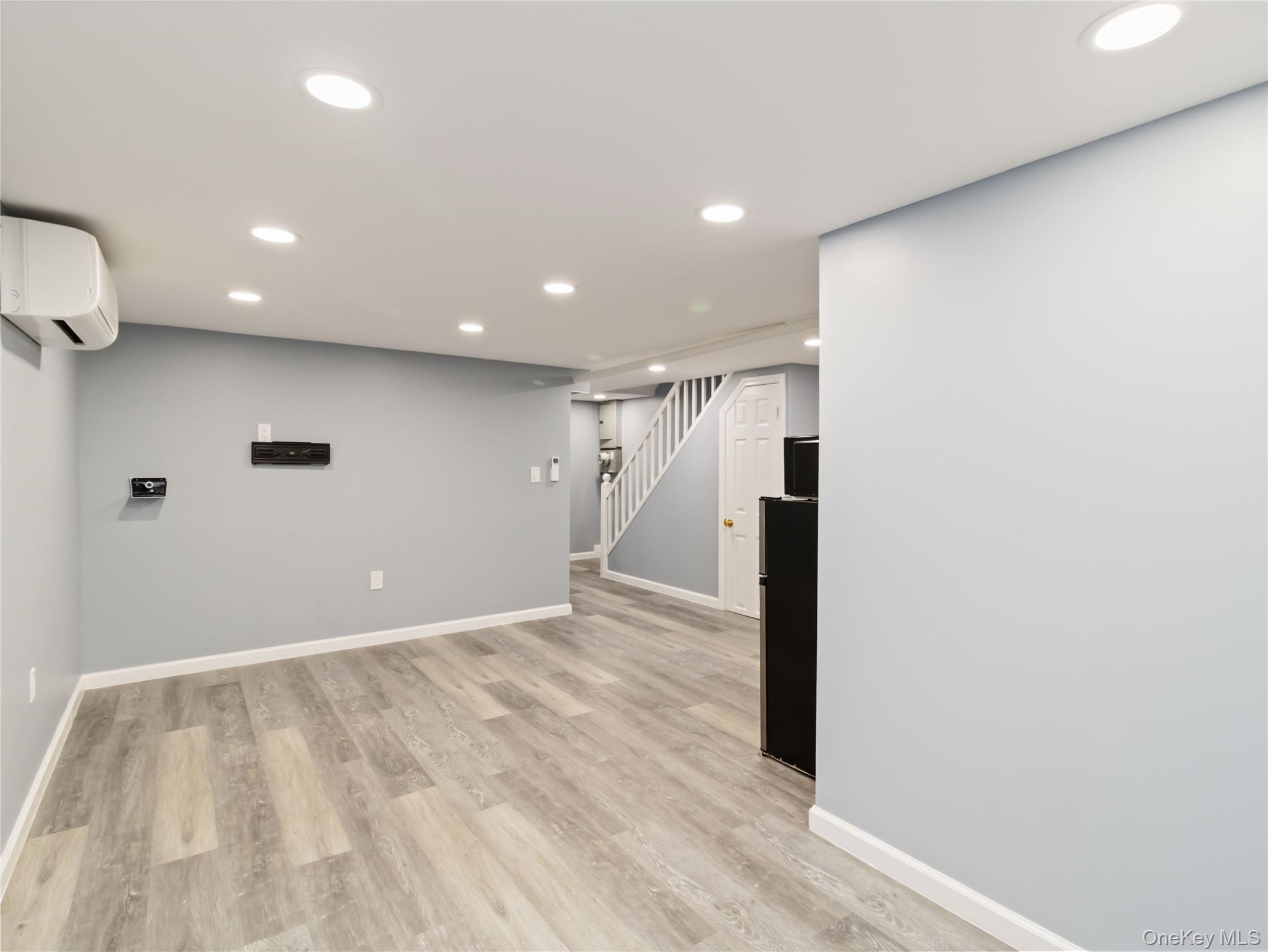 6286 Dry Harbor Road Middle Village Middle Village, NY 11379