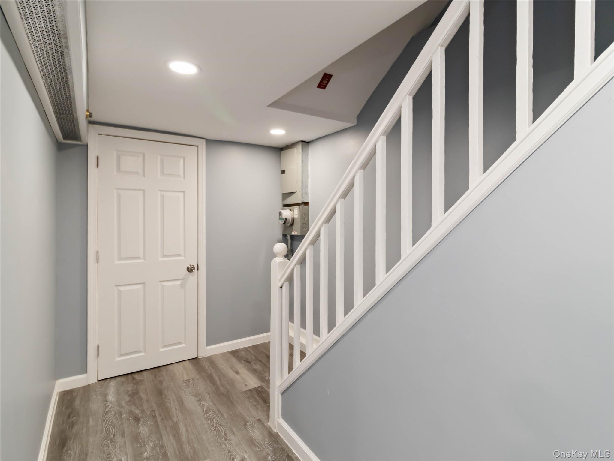 6286 Dry Harbor Road Middle Village Middle Village, NY 11379