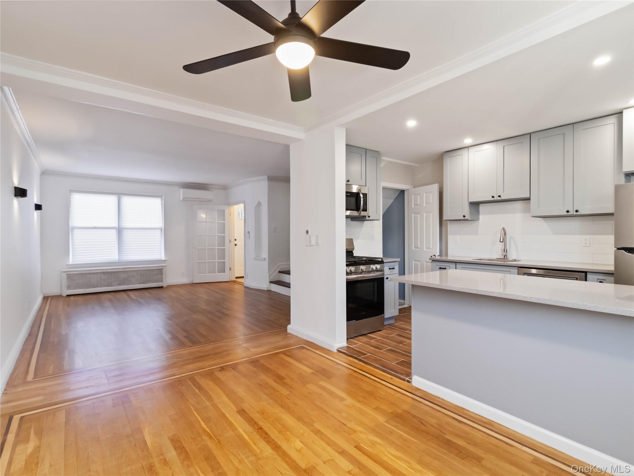 6286 Dry Harbor Road Middle Village Middle Village, NY 11379