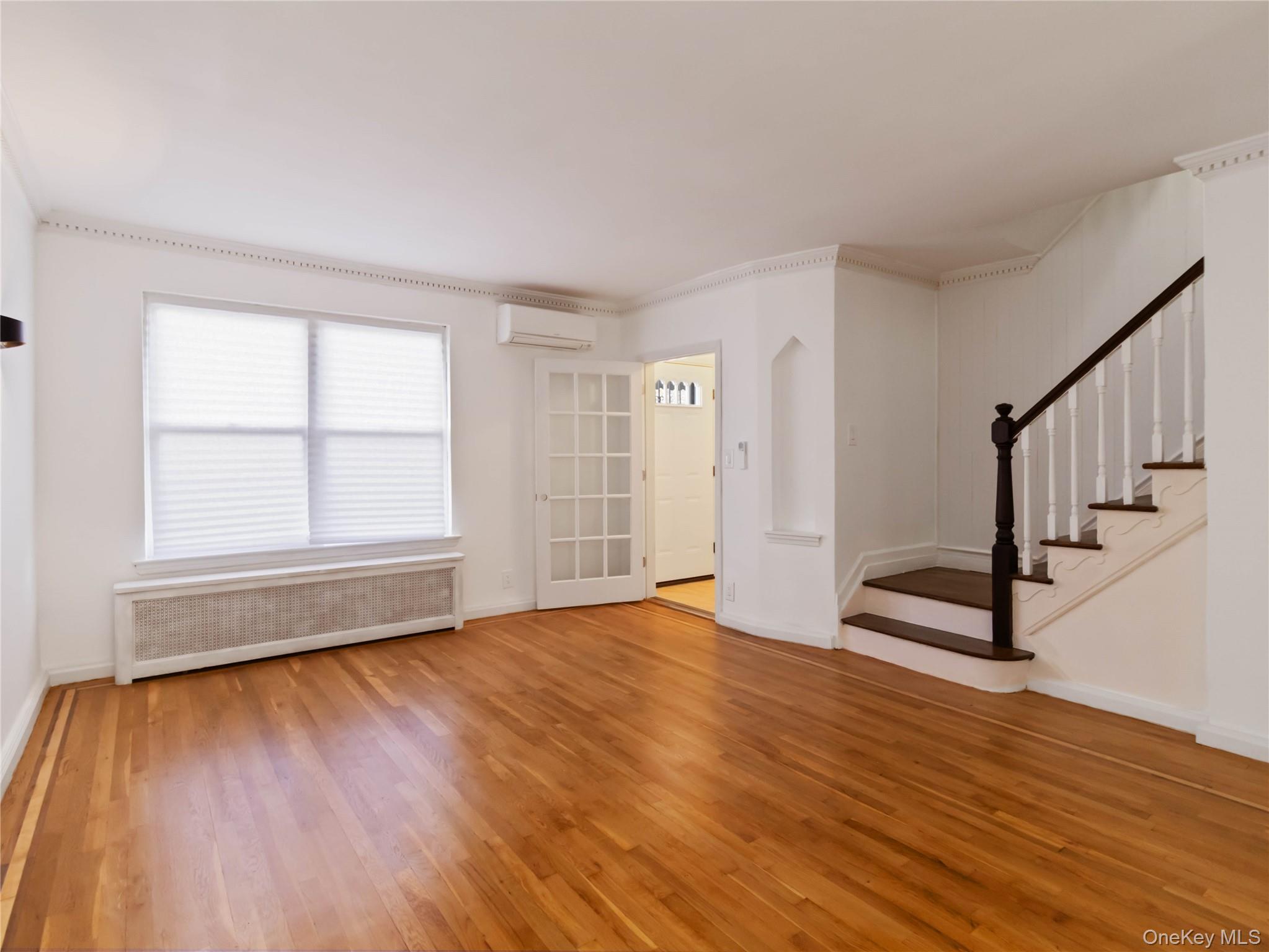 6286 Dry Harbor Road Middle Village Middle Village, NY 11379