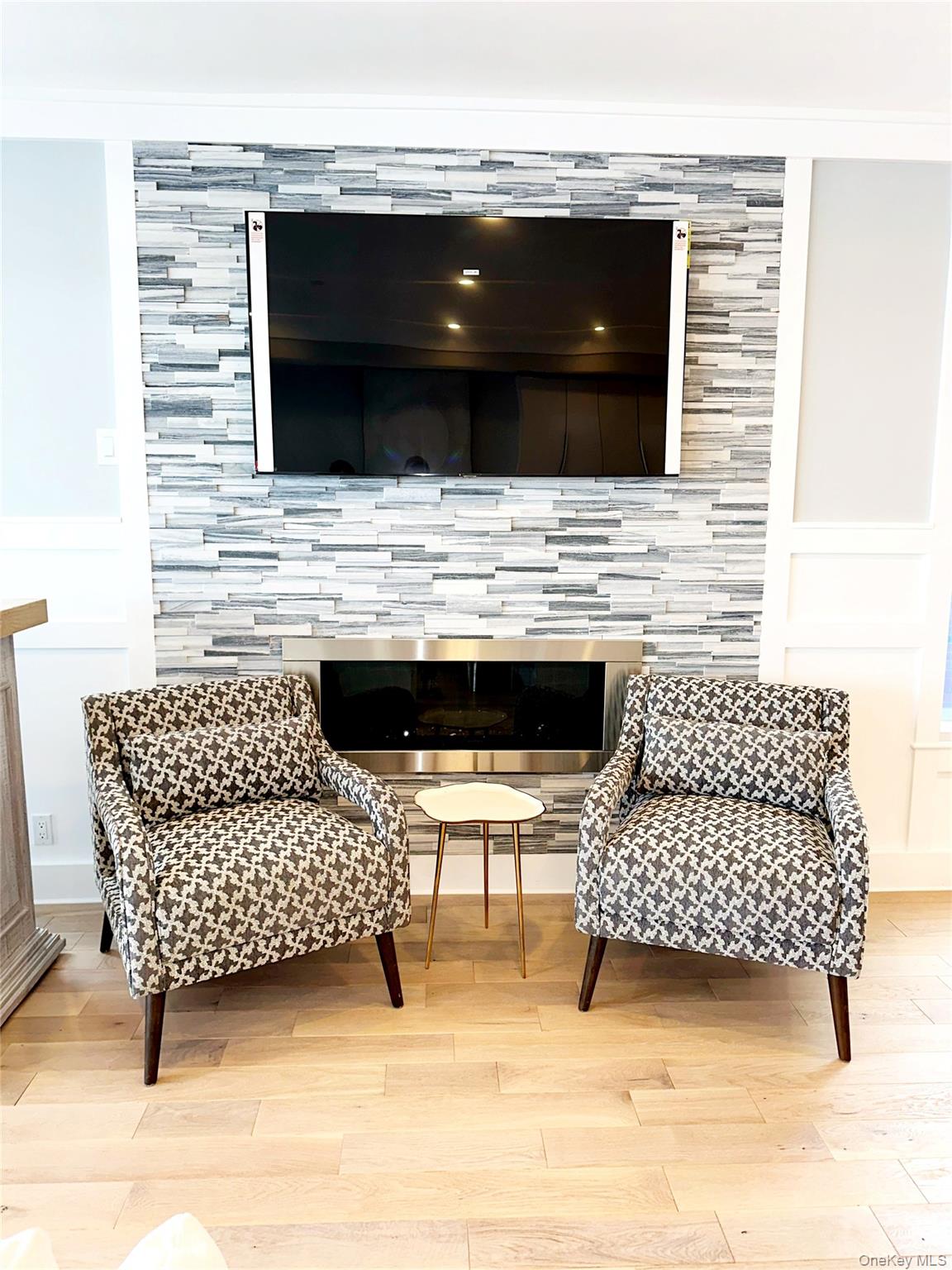 61 Orchard Beach Boulevard B Port Washington Port Washington, NY 11050