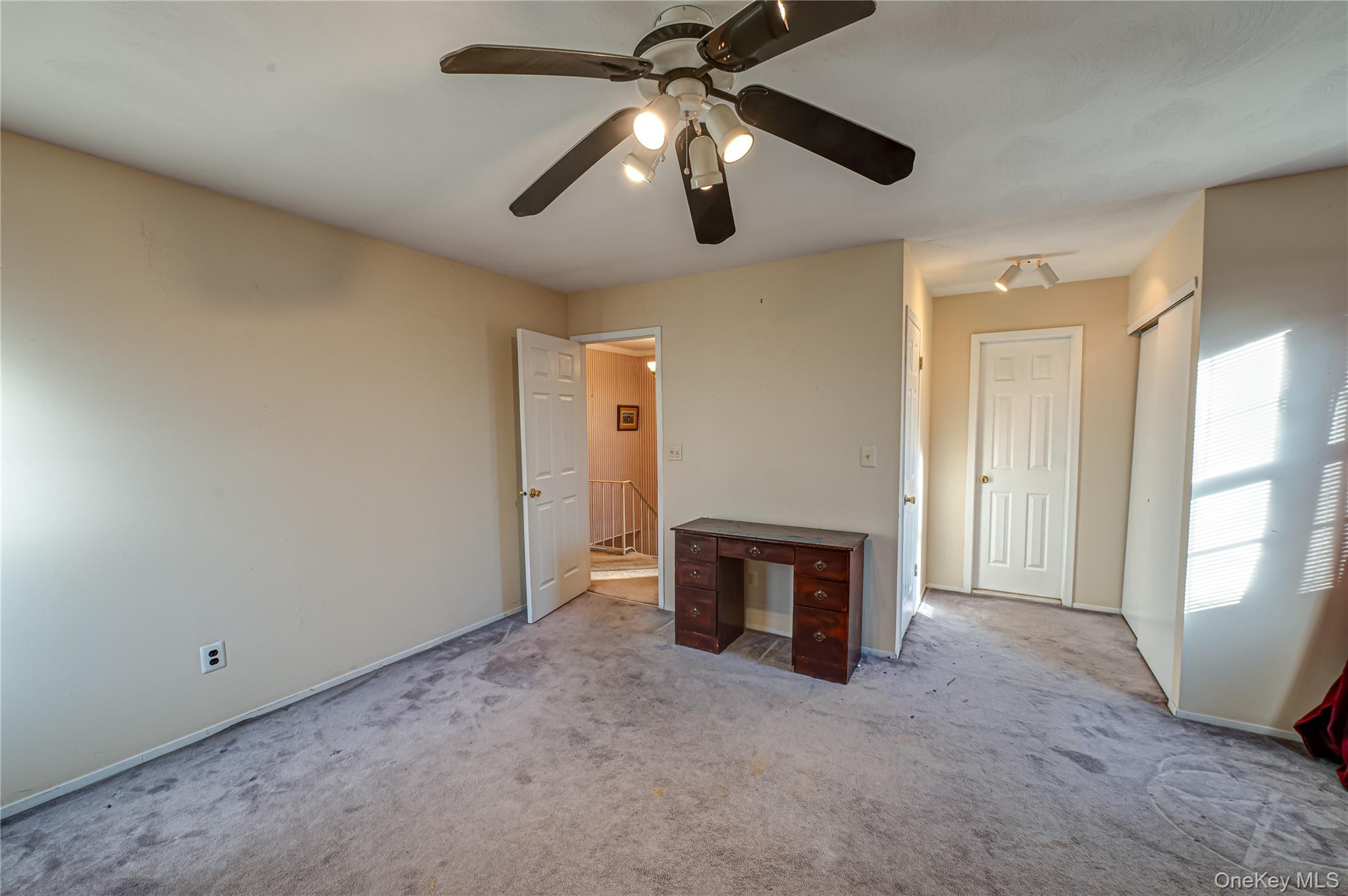 290 East Woodside Avenue Patchogue Patchogue, NY 11772