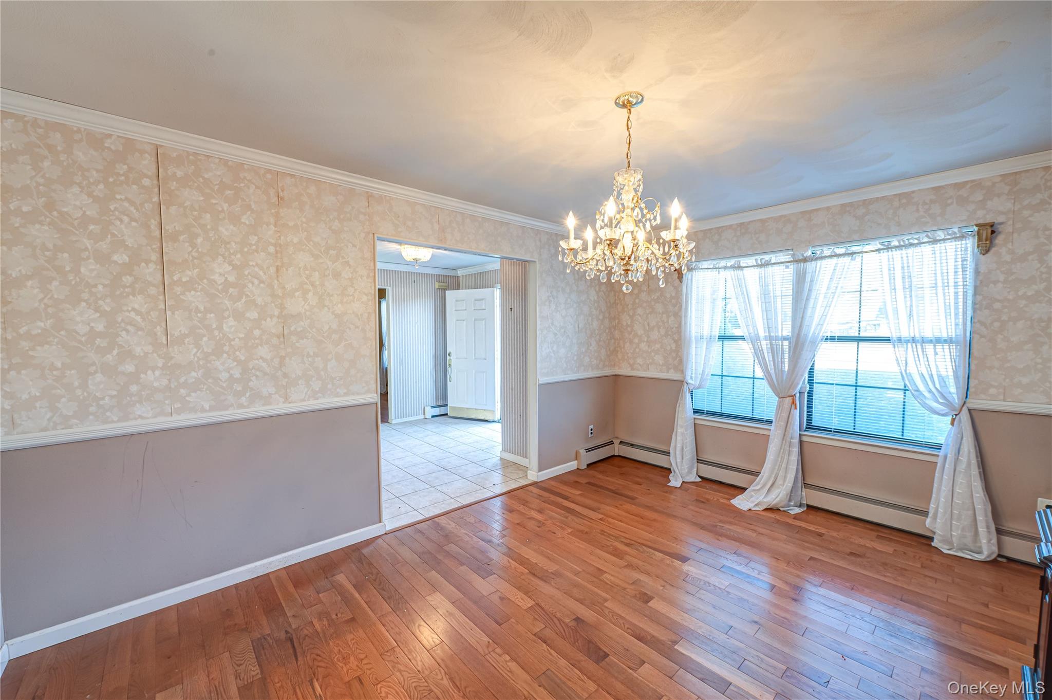 290 East Woodside Avenue Patchogue Patchogue, NY 11772