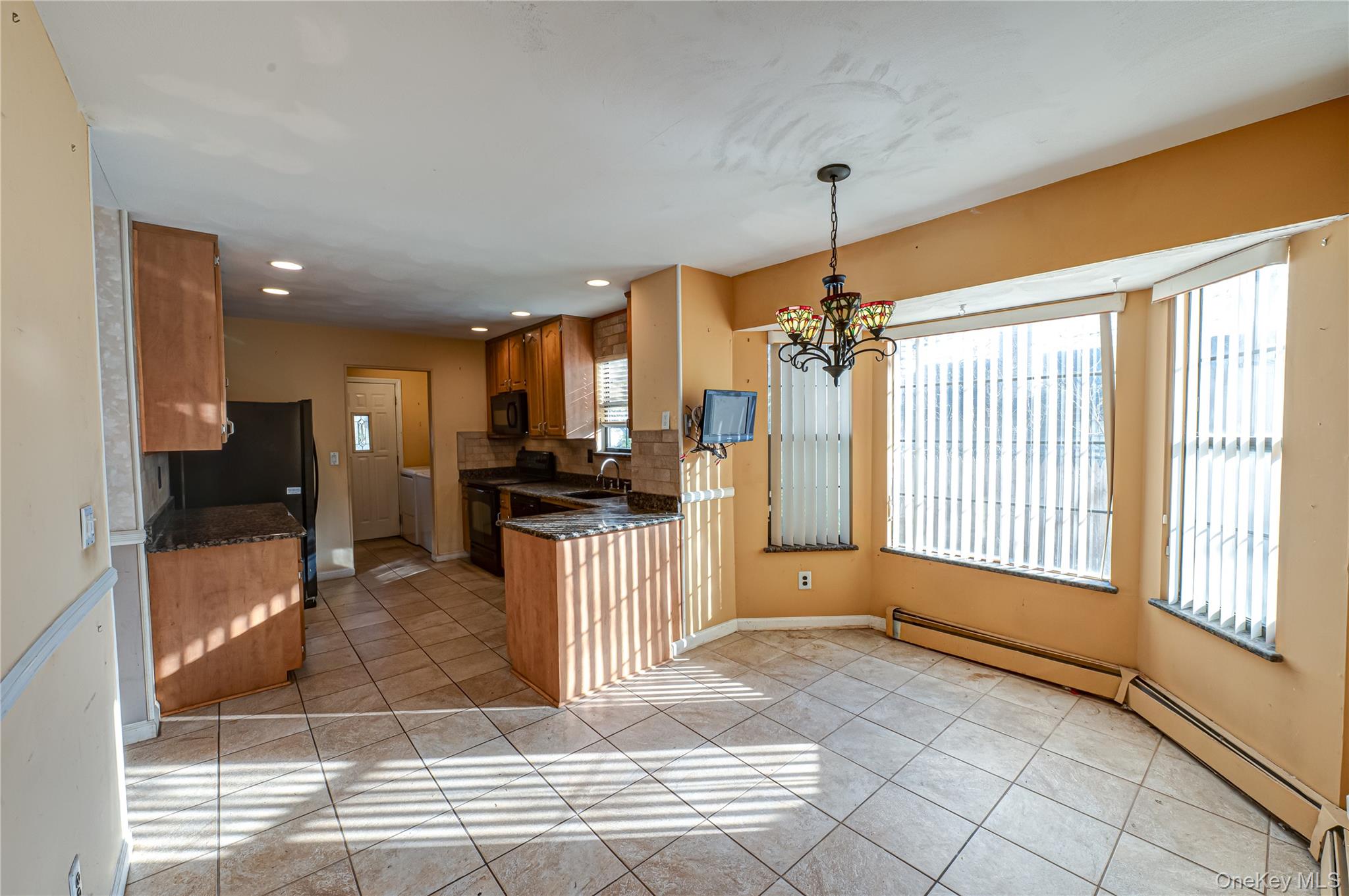 290 East Woodside Avenue Patchogue Patchogue, NY 11772