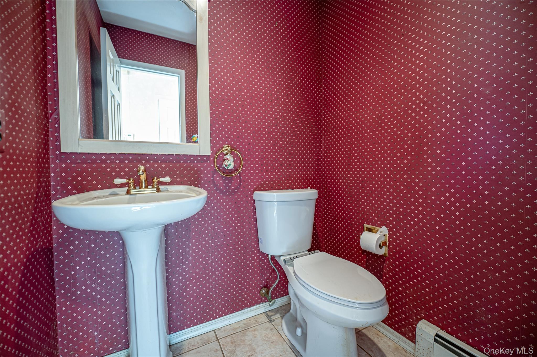 290 East Woodside Avenue Patchogue Patchogue, NY 11772