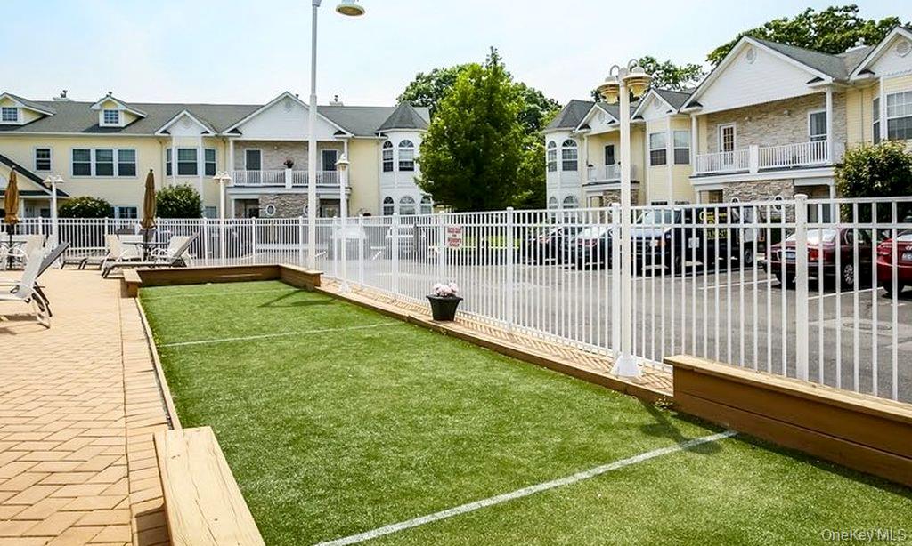 512 Narragansett Villas Drive Lindenhurst Lindenhurst, NY 11757