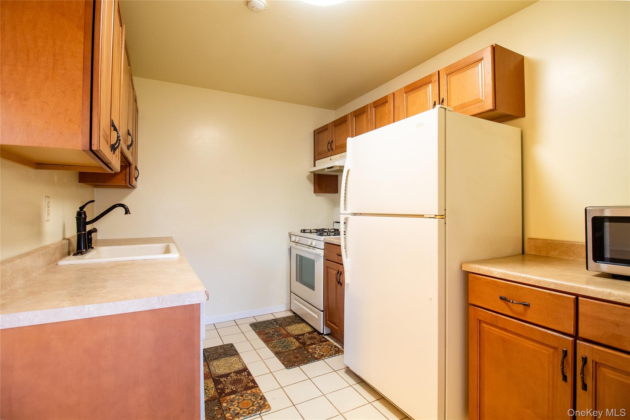 38 Chester Lane Out of NYC Nanuet, NY 10954