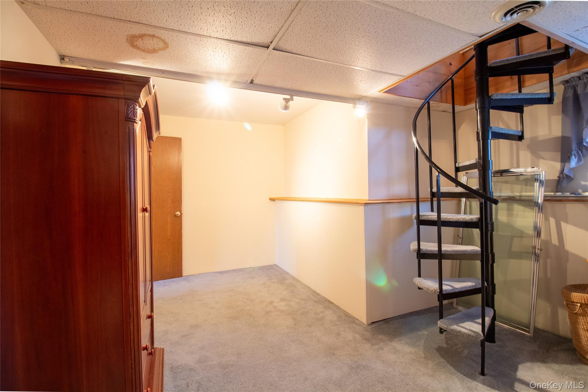 38 Chester Lane Out of NYC Nanuet, NY 10954