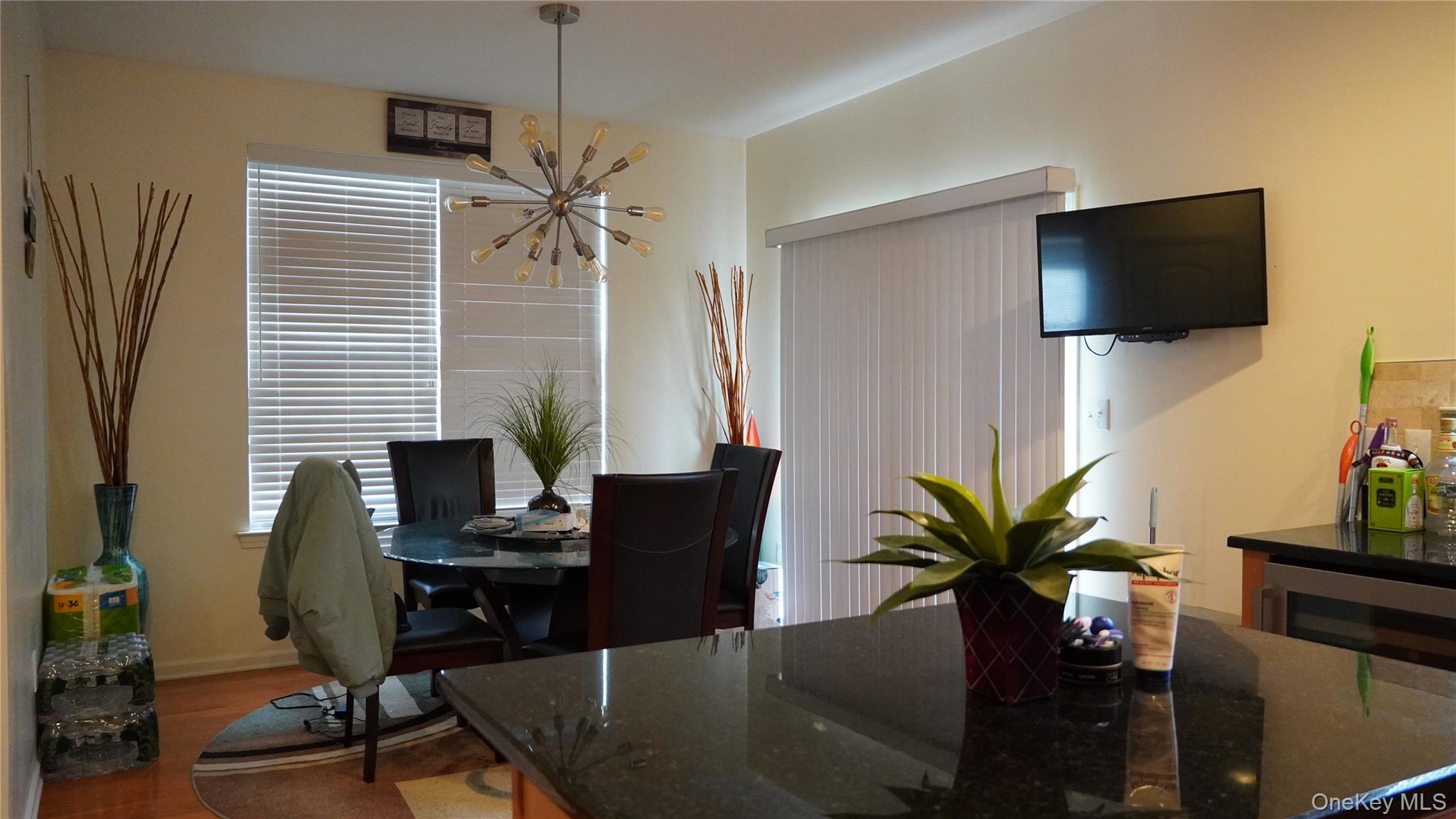 1402 Hawthorn Way Out of NYC New Windsor, NY 12553