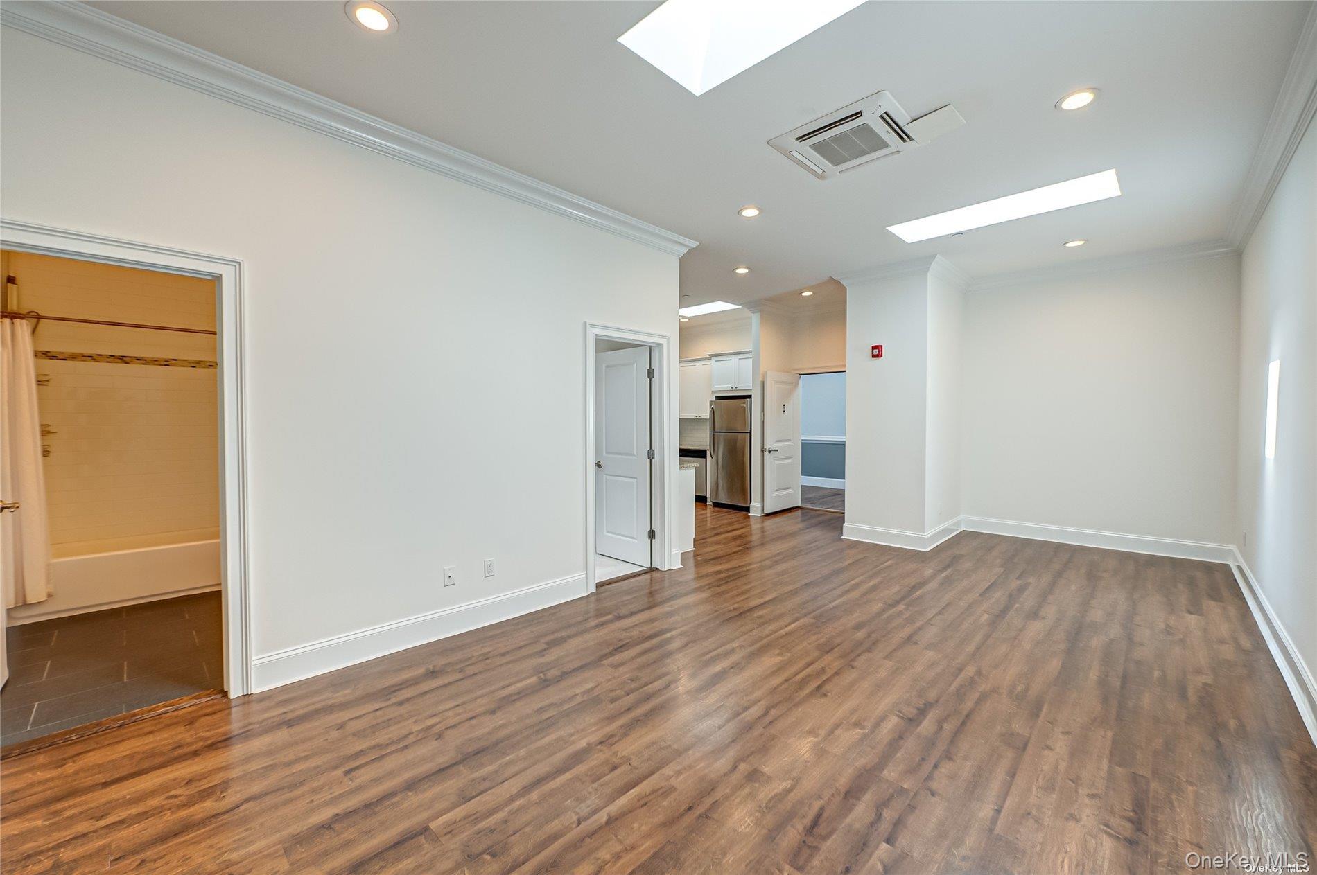 50-3A Stewart Avenue 3-A Huntington Huntington, NY 11743