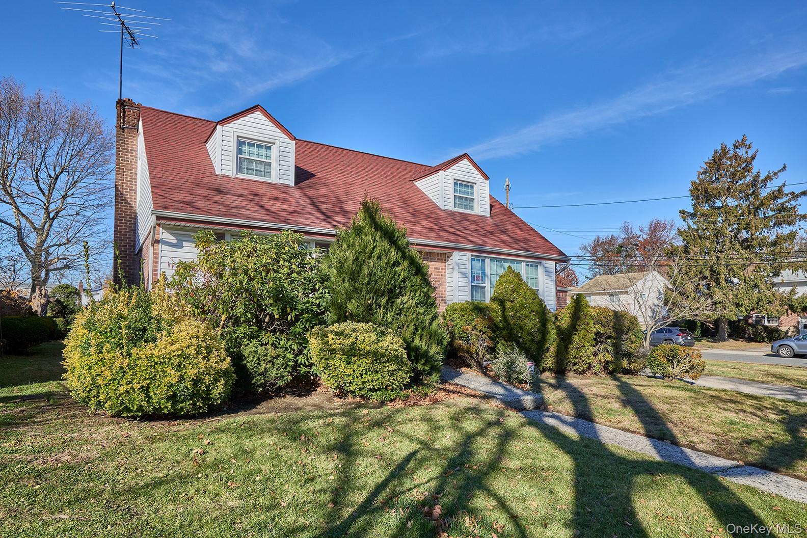 1068 Ashley Drive Valley Stream Valley Stream, NY 11580