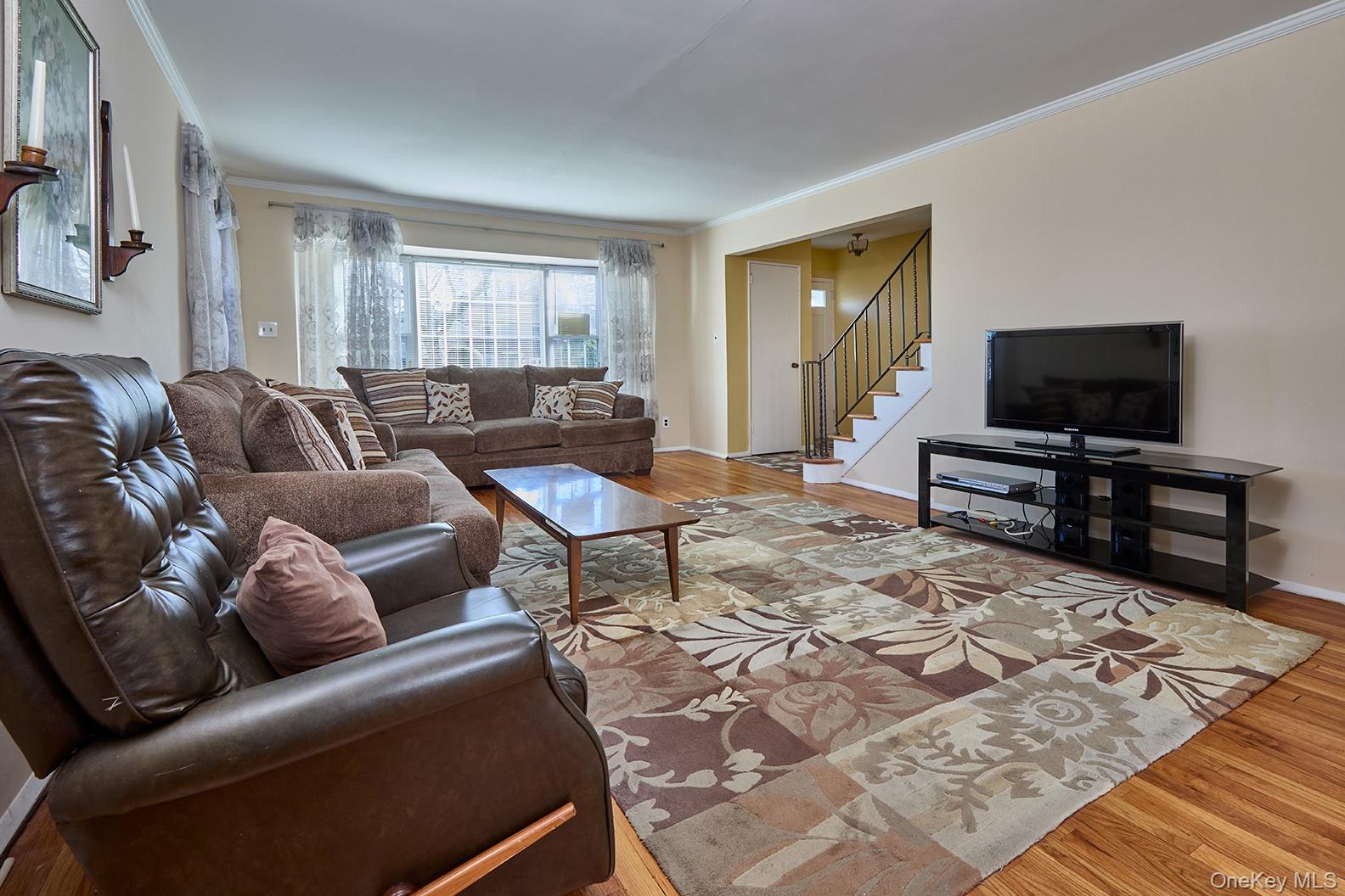 1068 Ashley Drive Valley Stream Valley Stream, NY 11580