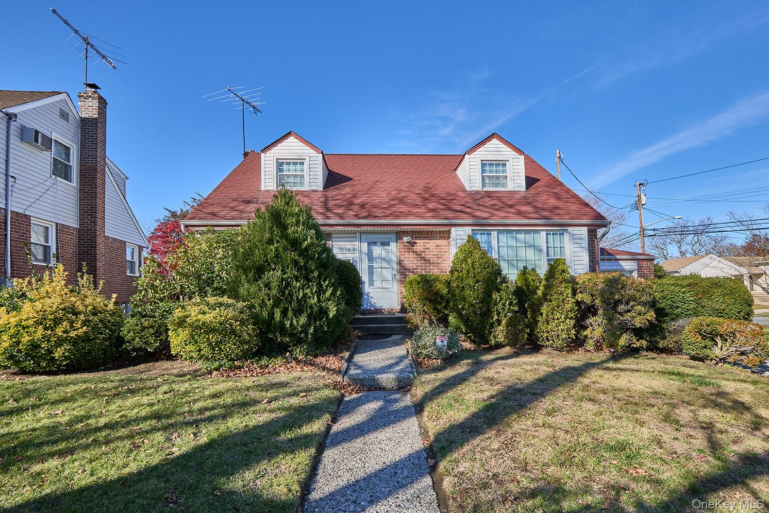 1068 Ashley Drive Valley Stream Valley Stream, NY 11580