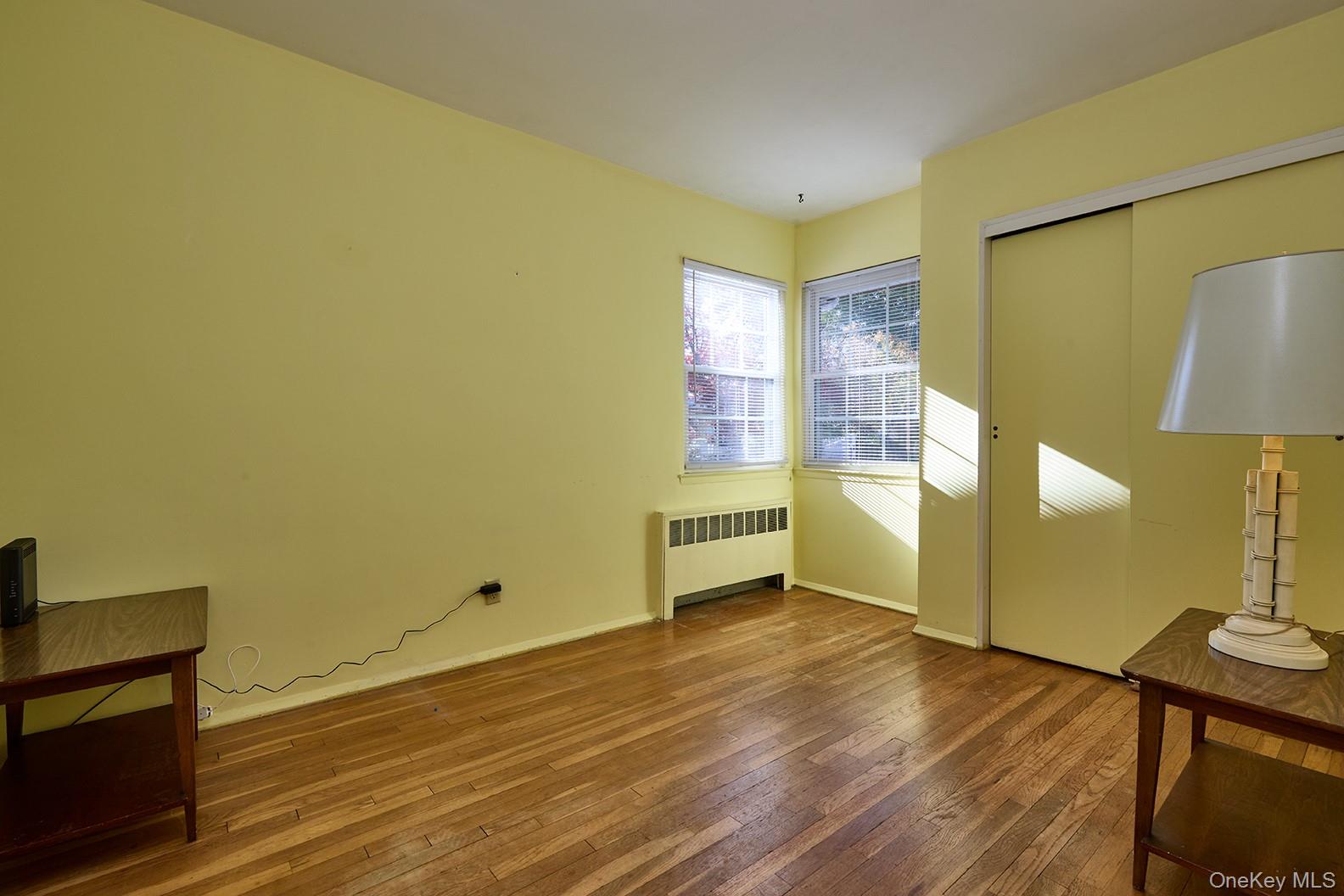 1068 Ashley Drive Valley Stream Valley Stream, NY 11580