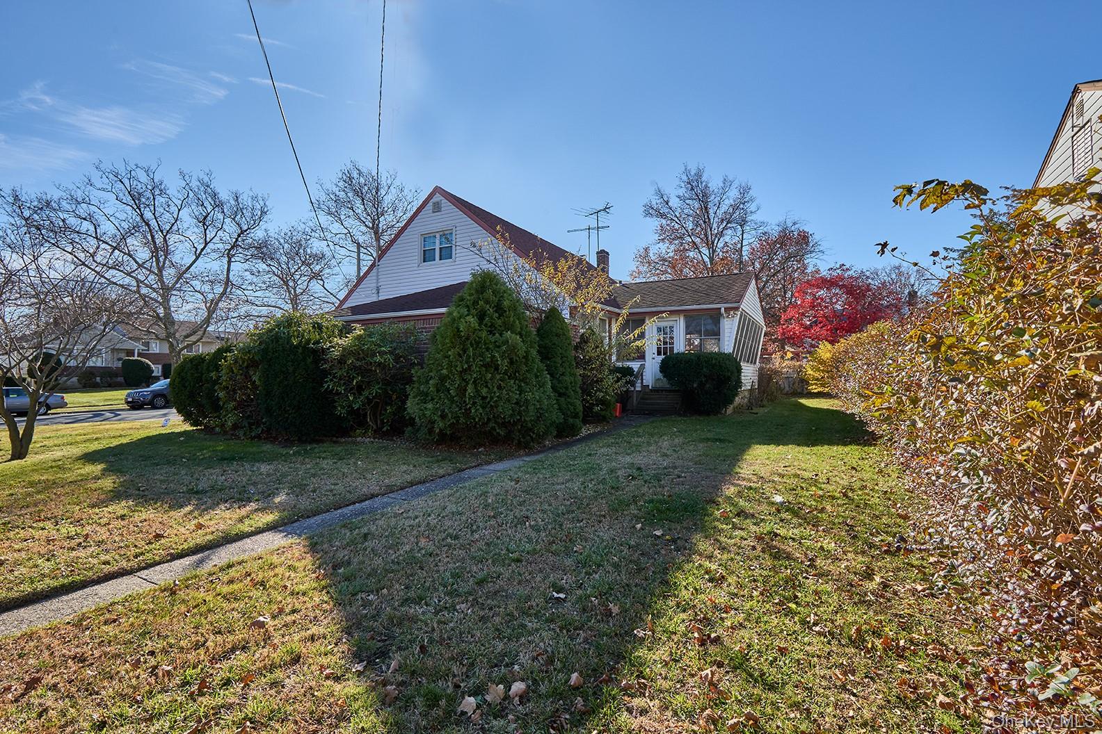 1068 Ashley Drive Valley Stream Valley Stream, NY 11580