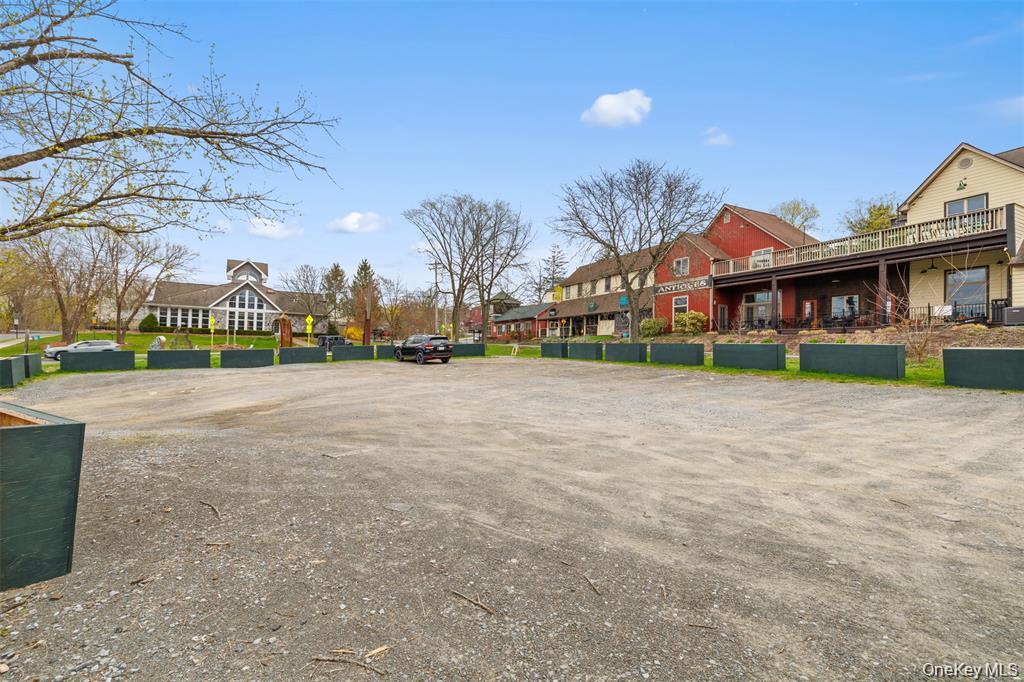 1 Water Street Out of NYC New Paltz, NY 12561