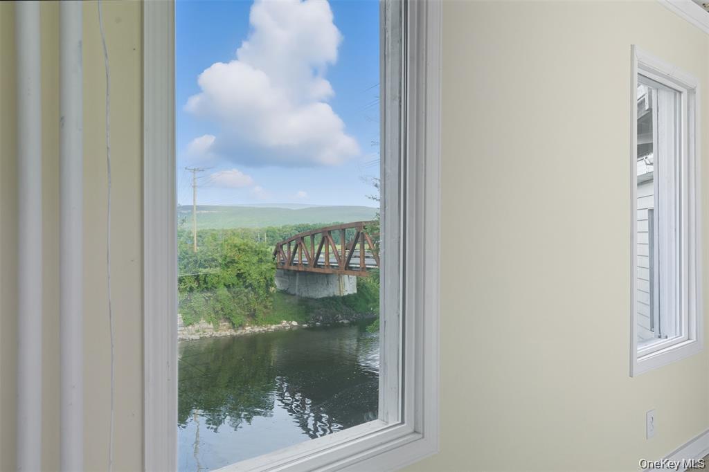 1 Water Street Out of NYC New Paltz, NY 12561