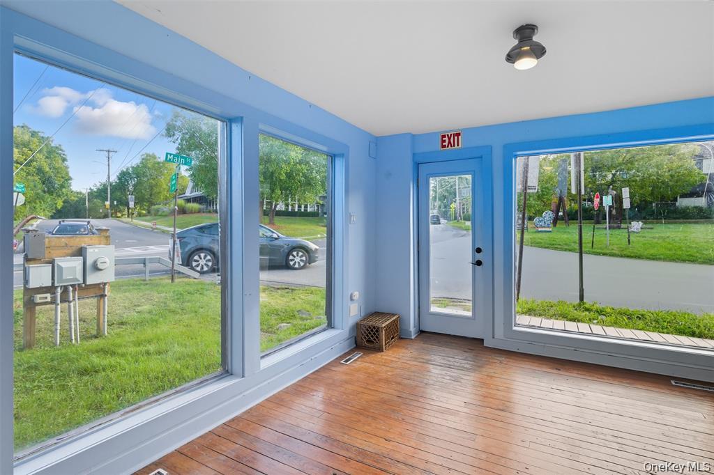 1 Water Street Out of NYC New Paltz, NY 12561