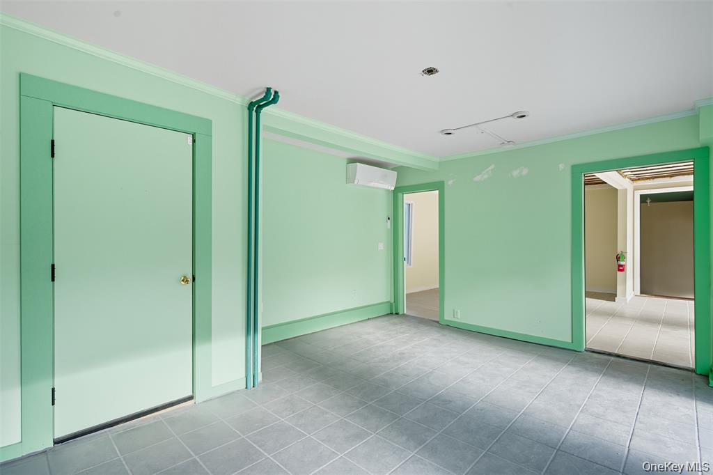 1 Water Street Out of NYC New Paltz, NY 12561