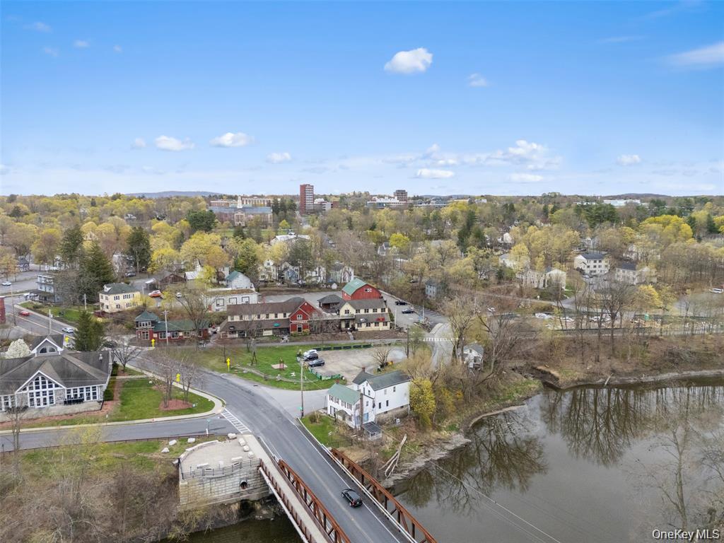 1 Water Street Out of NYC New Paltz, NY 12561