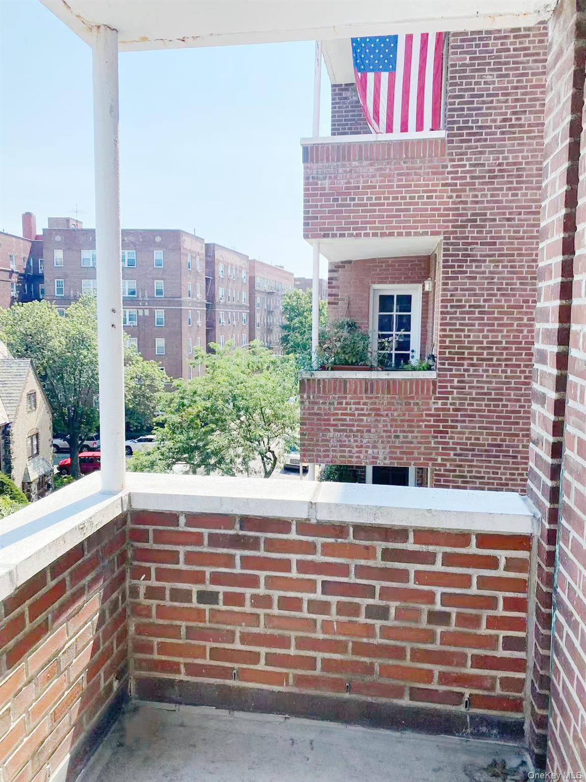 75-40 Austin Street 4-HR Forest Hills Forest Hills, NY 11375