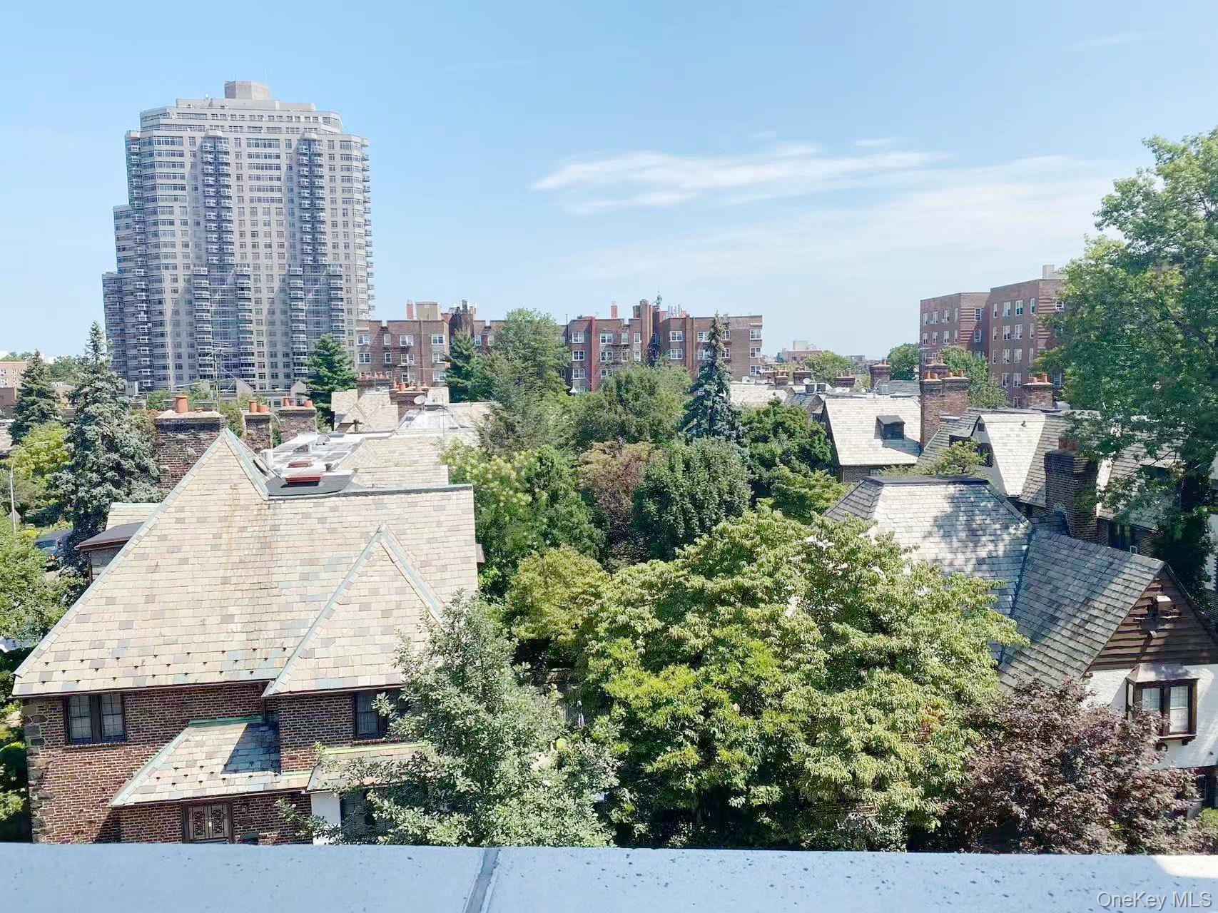 75-40 Austin Street 4-HR Forest Hills Forest Hills, NY 11375